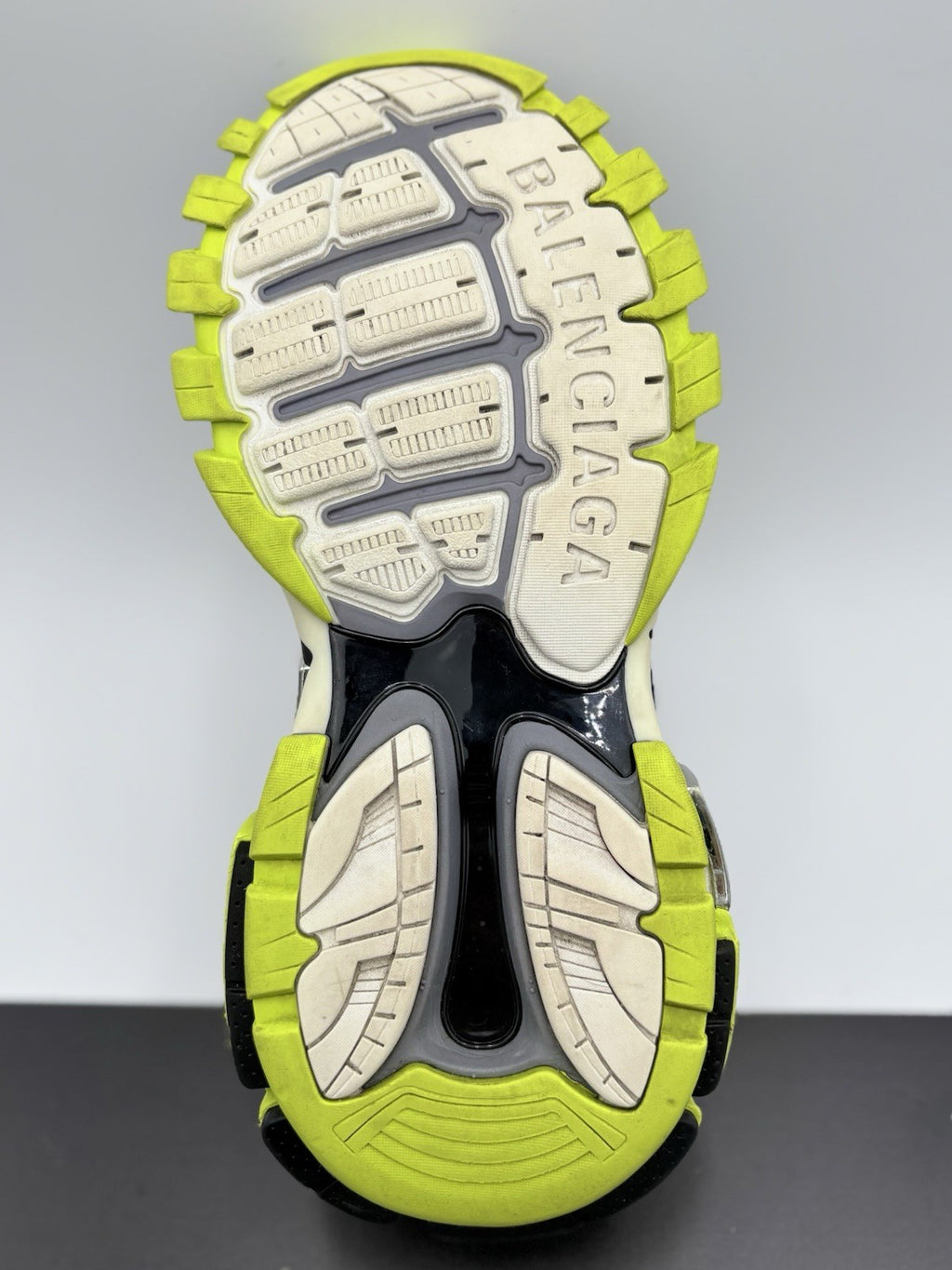 Size 40 (7 US) - Balenciaga Track 2 Trainer ' Black Yellow Green ' | GREAT COND!