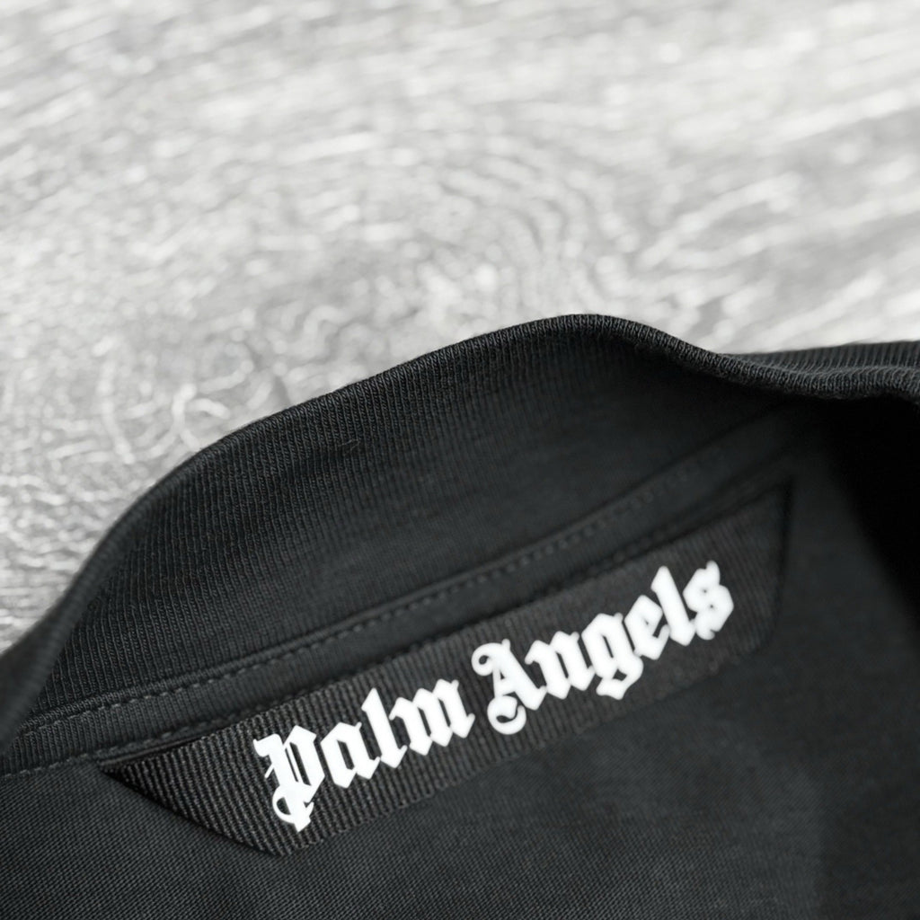 Size M - Palm Angels Classic Logo Over T-Shirt ' Black ' | GREAT CONDITION!