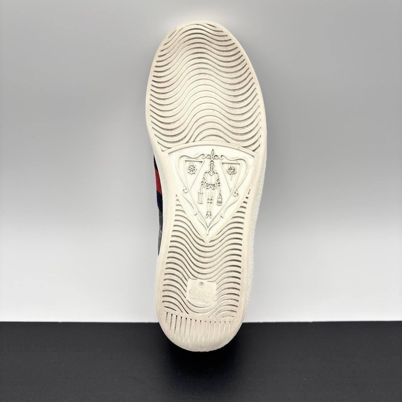 Size 8 G (8.5 US) - Gucci Tiger Ace GG Supreme Monogram | GREAT CONDITION!