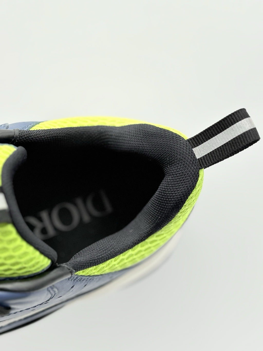 Size 42 (9 US) - Dior B22 Sneaker ' Blue Lime ' | SUPER CLEAN!