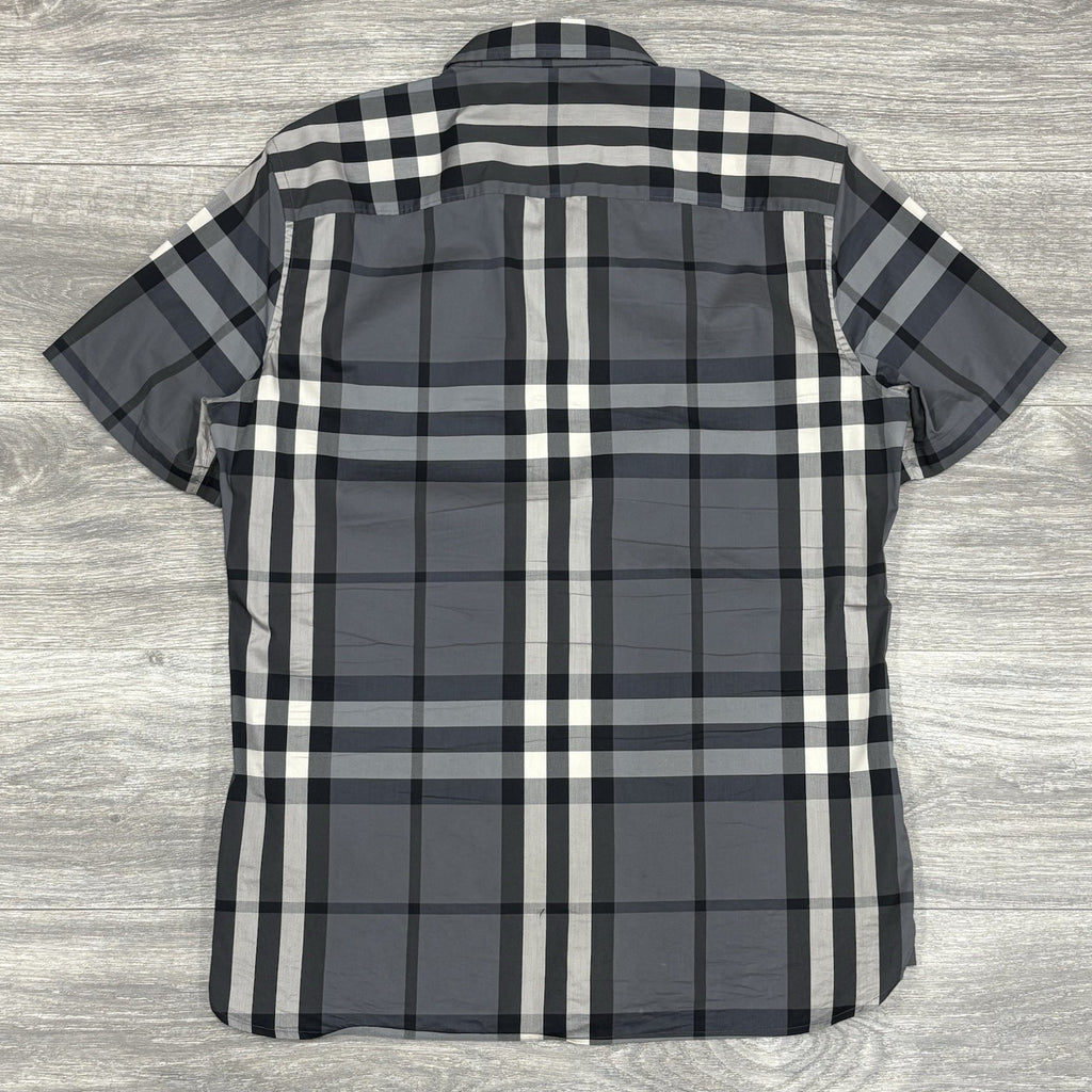 Size M - Burberry Plaid Short Sleeve Button Up ' Grey ' | SUPER CLEAN!