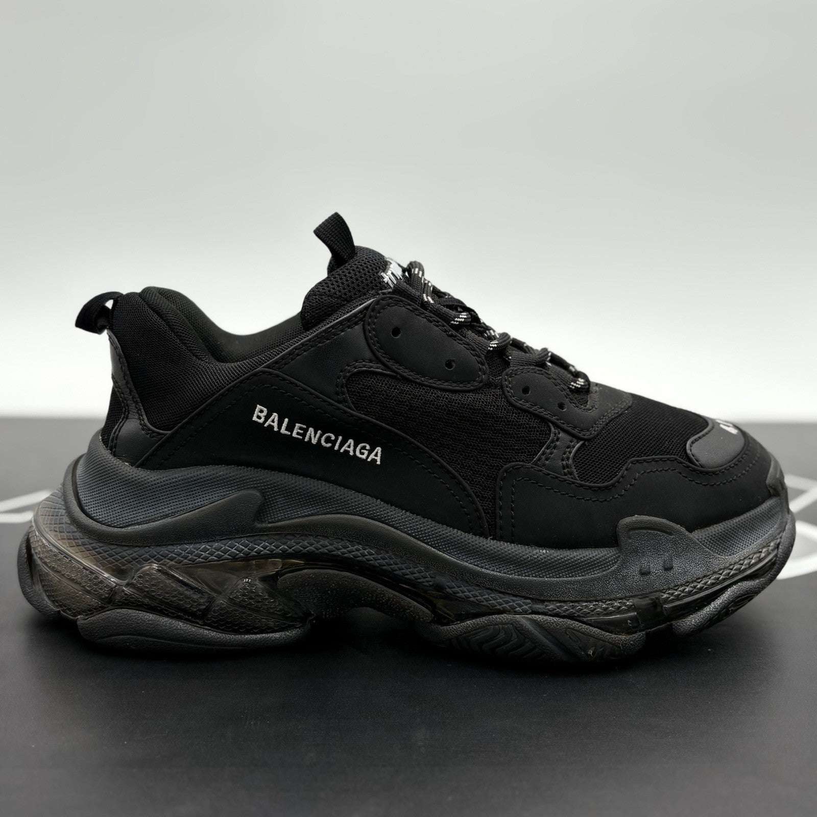 Size 41 (8 US) - Balenciaga Triple S Clear Sole ' Black ' | SUPER CLEAN!
