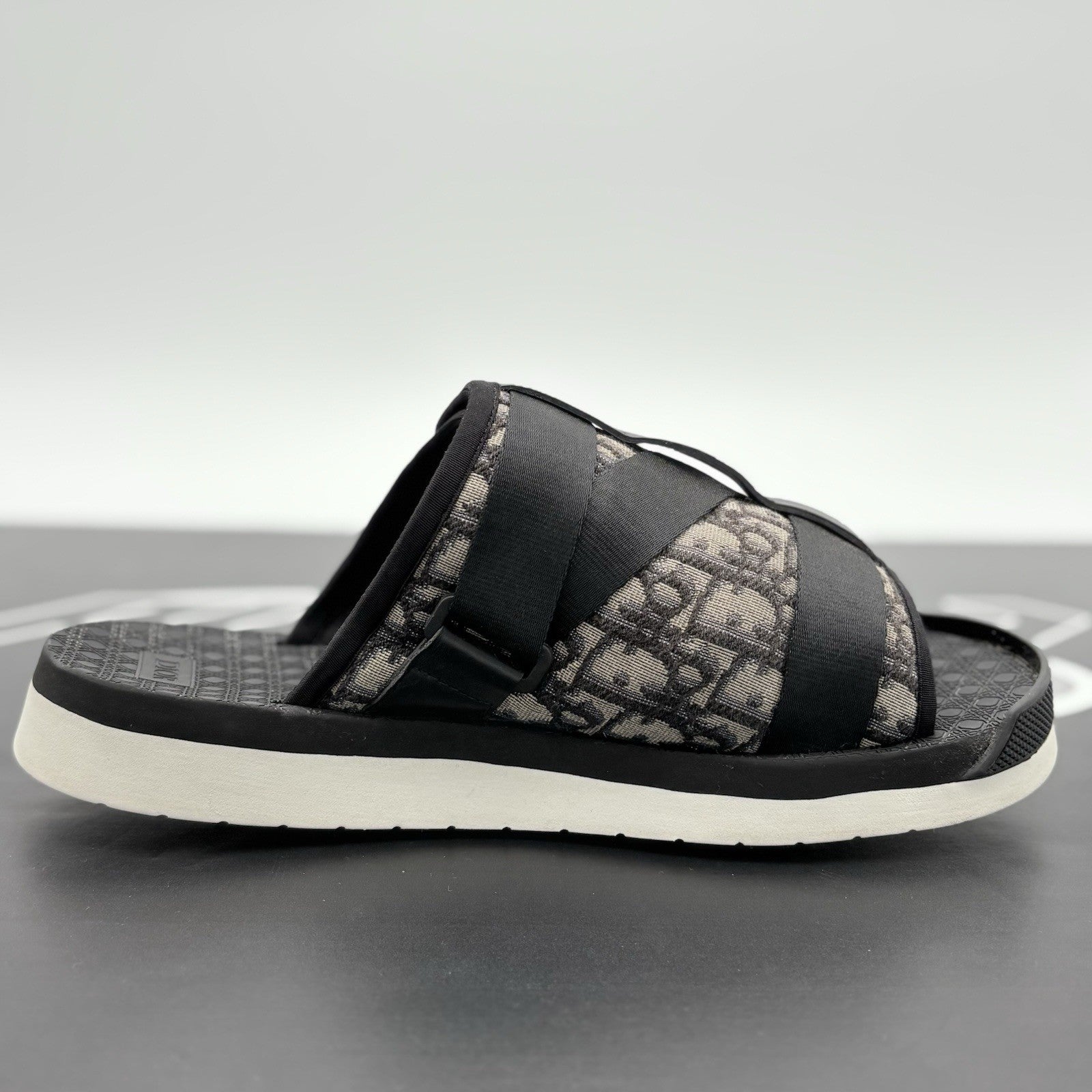 Size 42 (9 US) - Dior Alpha Oblique Sandal Slides ' Beige ' | GOOD CONDITION!