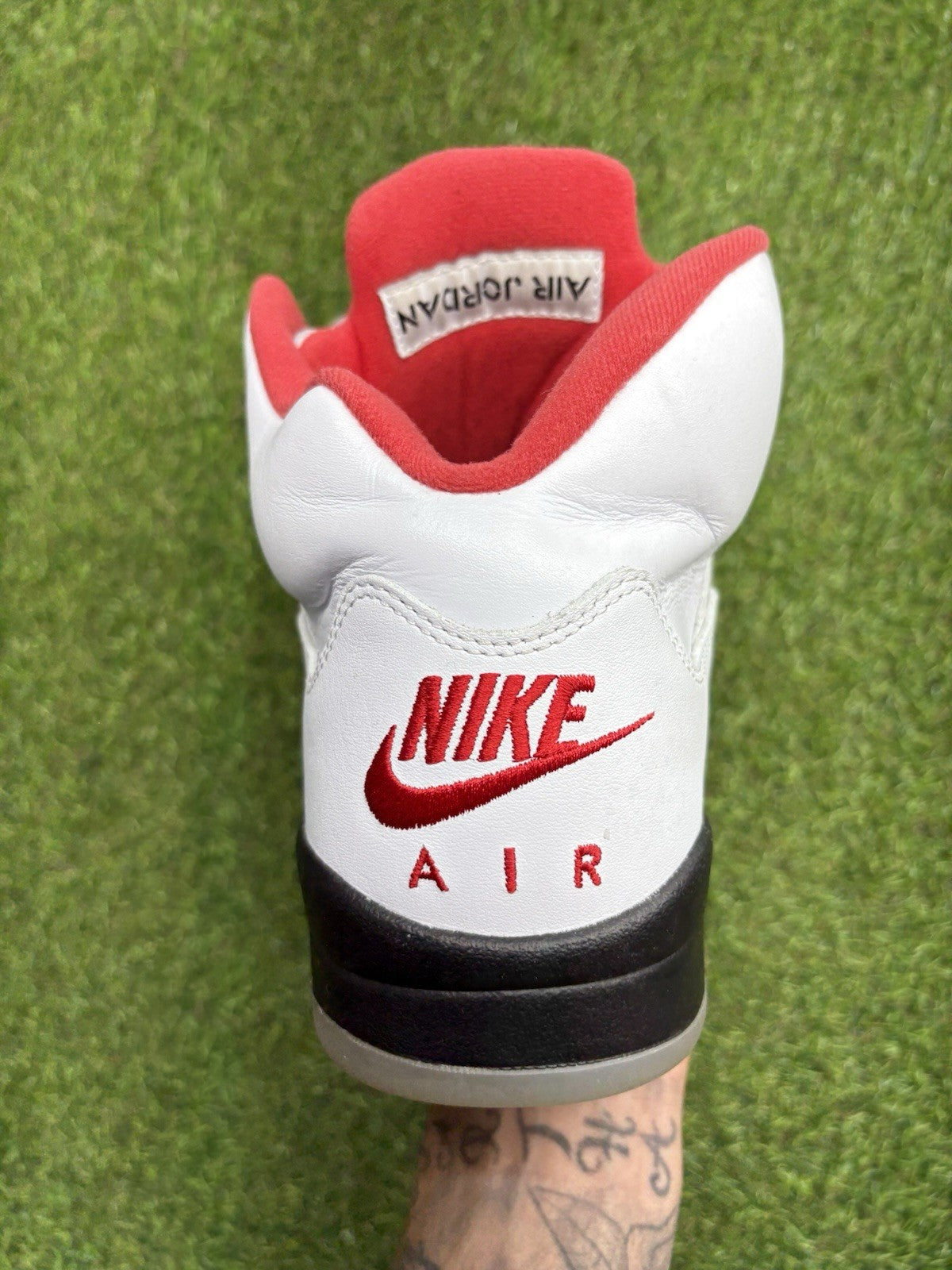 Size 9.5 - Air Jordan 5 Retro Mid ' Fire Red ' | GREAT CONDITION!