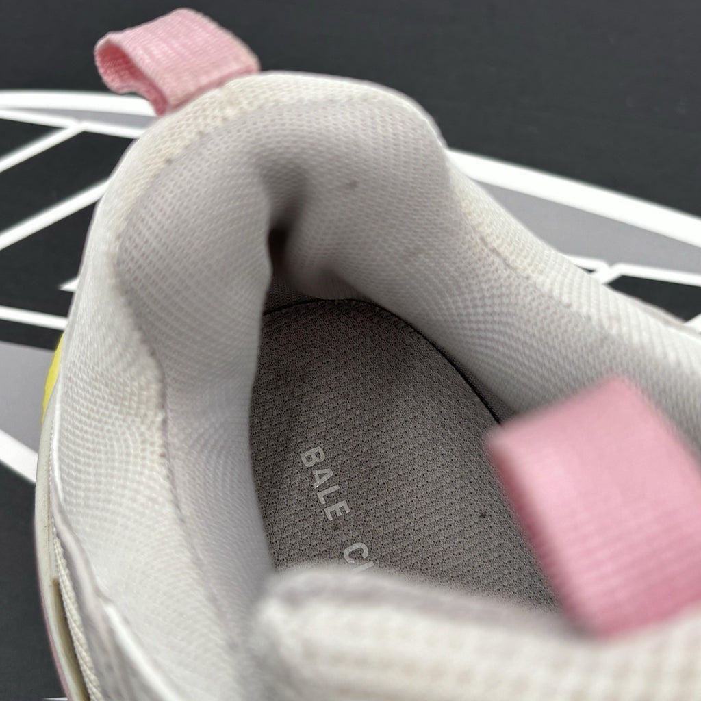 Size 40 (7 US) - Balenciaga Triple S Sneaker ' White, Pink ' | GREAT COND