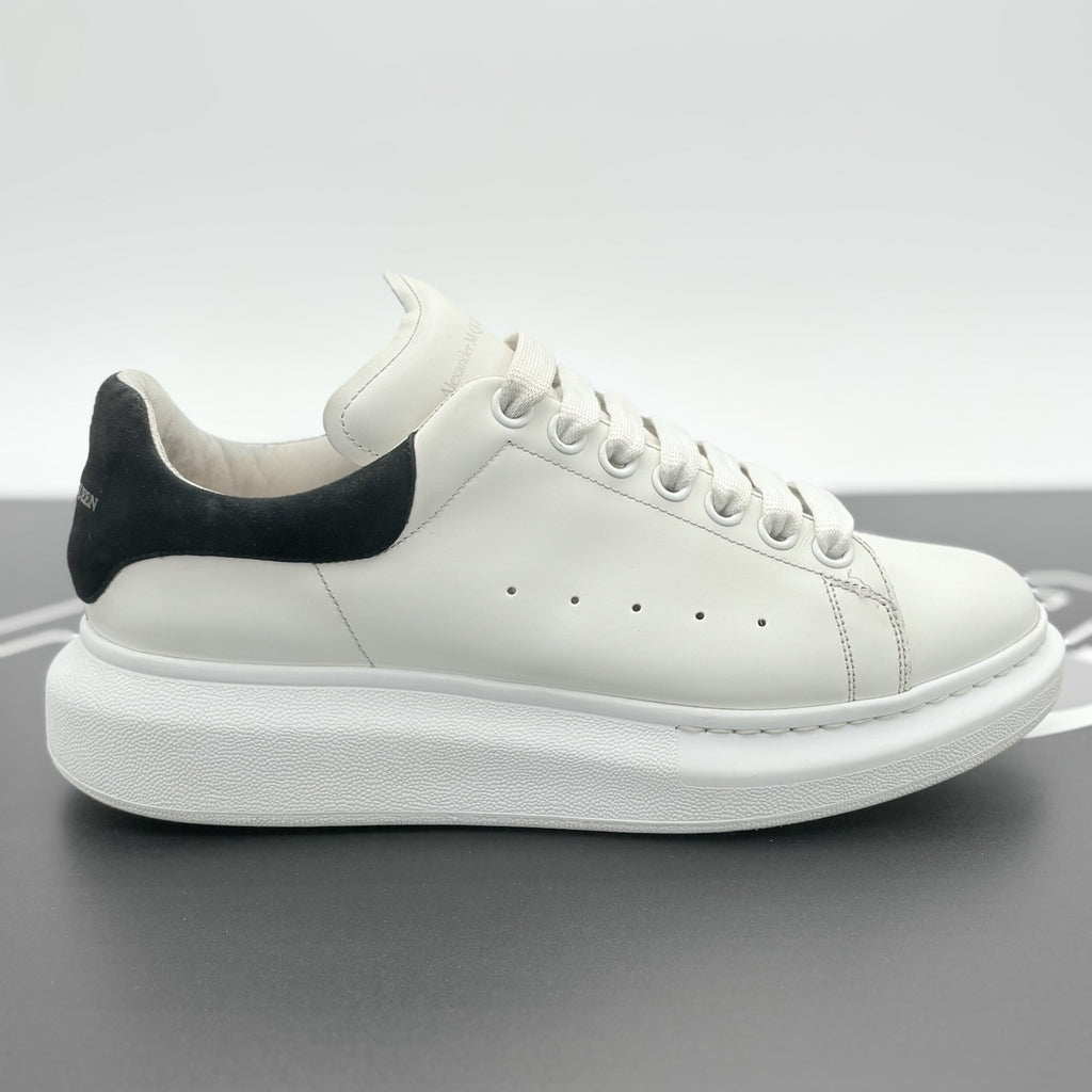 Size 41 (8 US) - Alexander McQueen ' White Black ' | GREAT CONDITION!