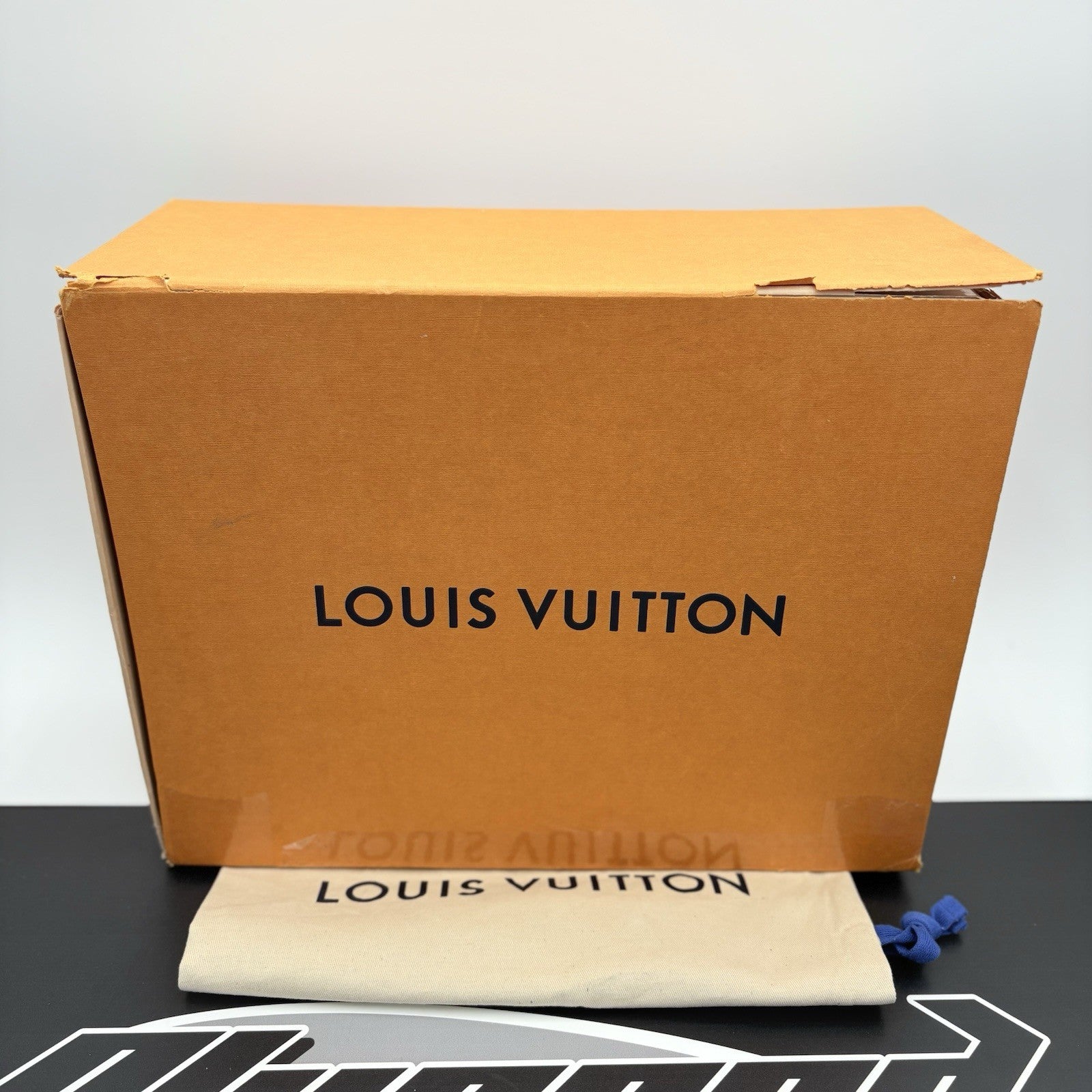 Size 8 LV (9-9.5 US) Louis Vuitton Trainer ' Black Monogram ' | GREAT CONDITION!