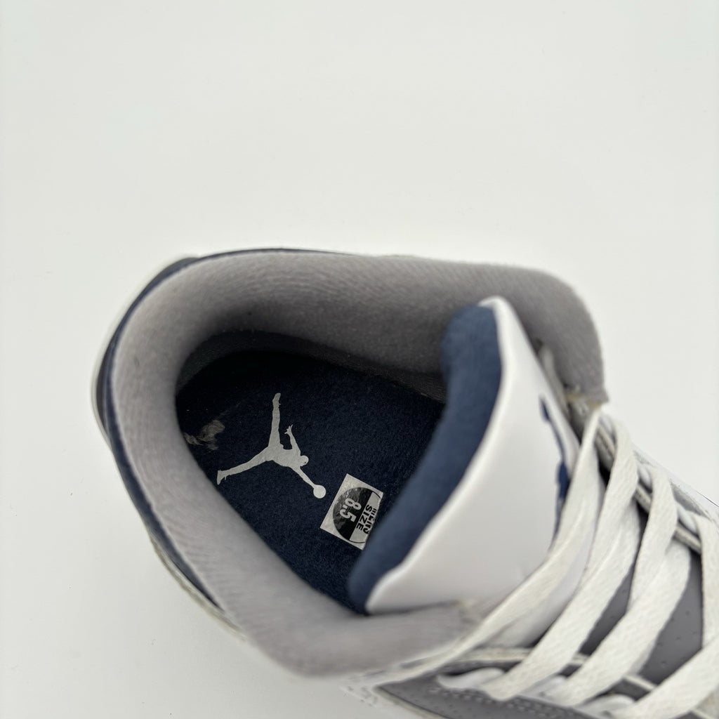 Size 8.5 - Air Jordan 3 Retro Midnight Navy | GREAT CONDITION!