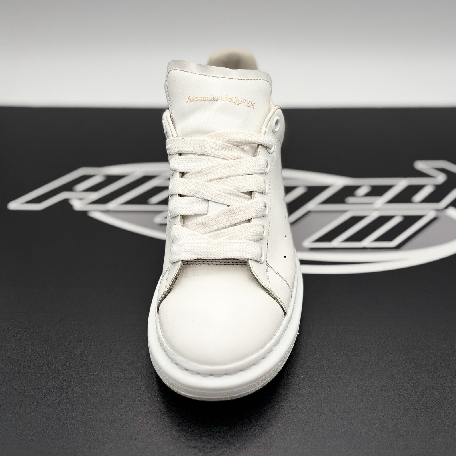 Size 42.5 (9.5 US) Alexander McQueen Oversized ‘ White ' | GOOD COND!