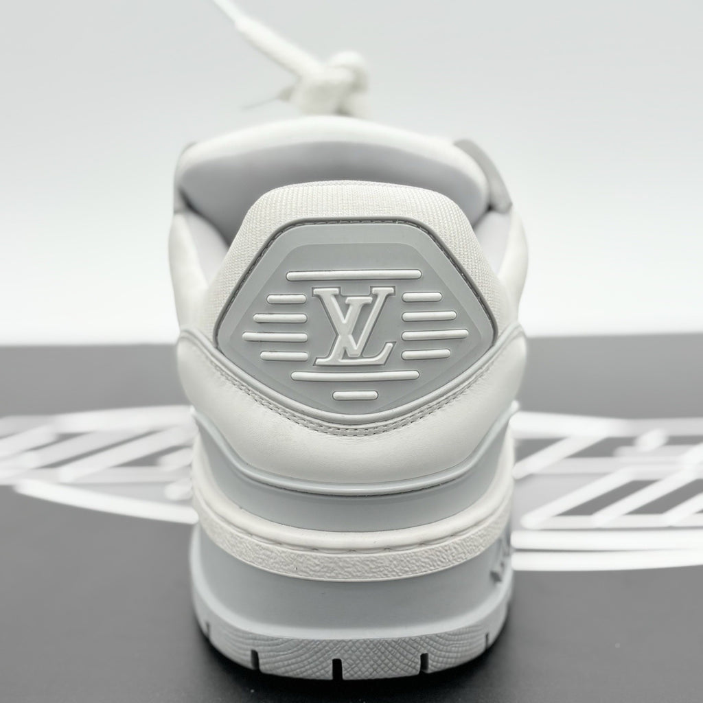 Size 10 LV (11-11.5 US) - Louis Vuitton Maxi ' White Grey ' | SUPER CLEAN!