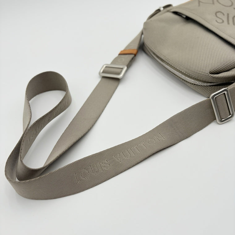 Canvas Damier Geant Citidan Shoulder Bag — photo 3