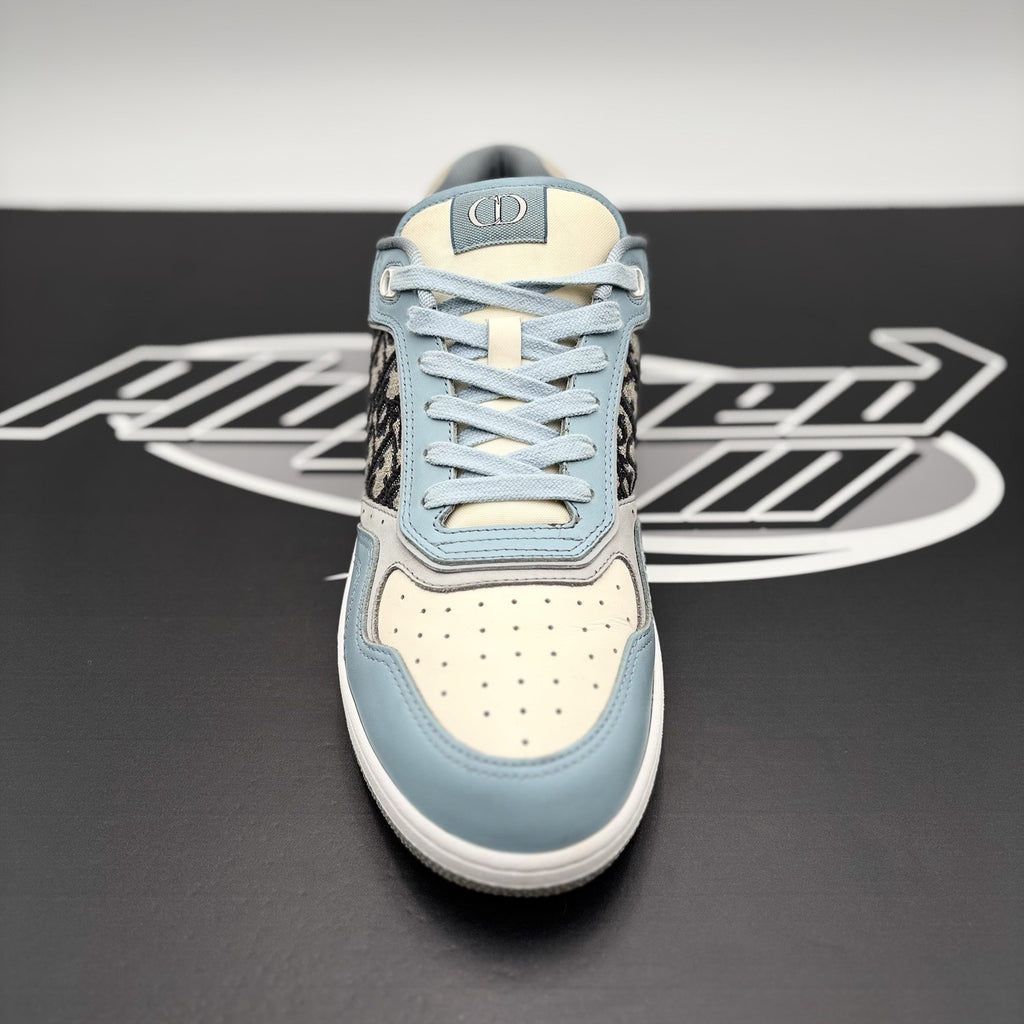 Size 43 (10 US) - Dior B27 Low Dior ' Light Blue ' | GOOD CONDITION!