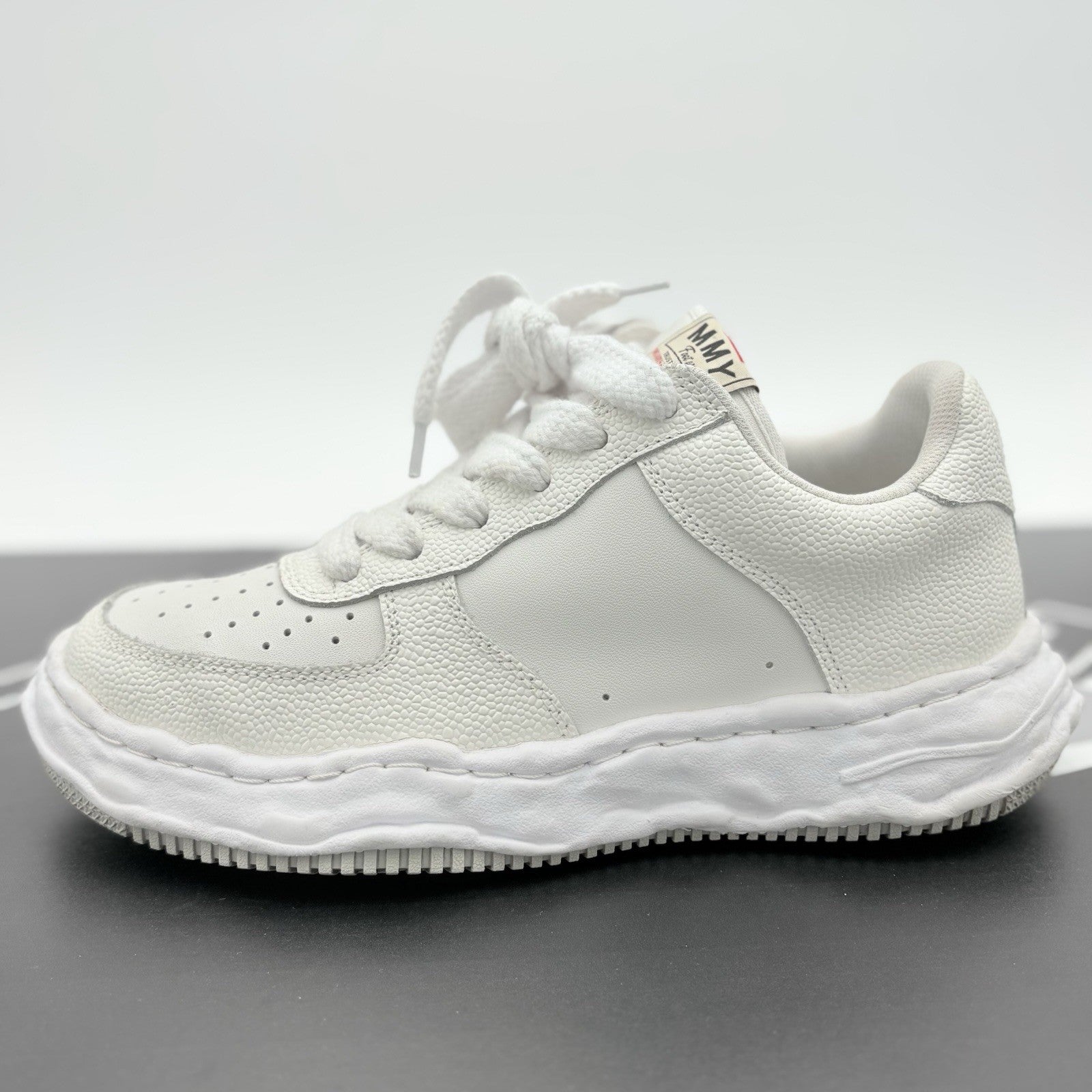 Size 42 (9 US) Maison Mihara Yasuhiro Leather Low Top ' White ' | SUPER CLEAN!