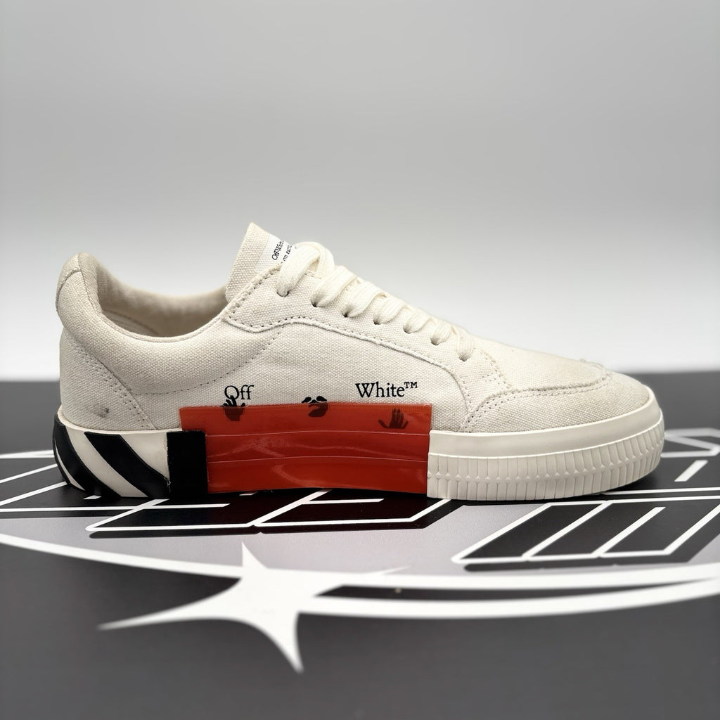 Size 40 (7 US) - Off-White Vulc Sneaker ' White ' | GOOD CONDITION!