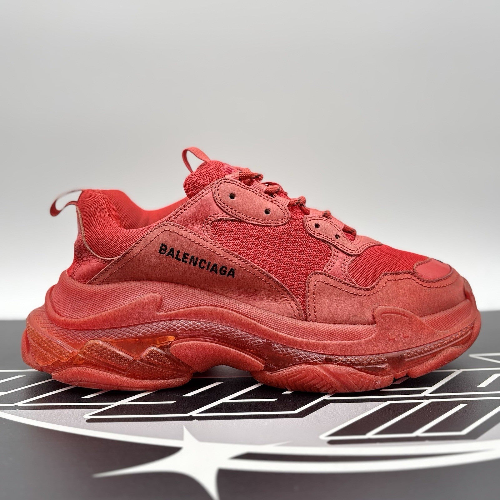 Size 43 (10 US) - Balenciaga Triple S ' Red '