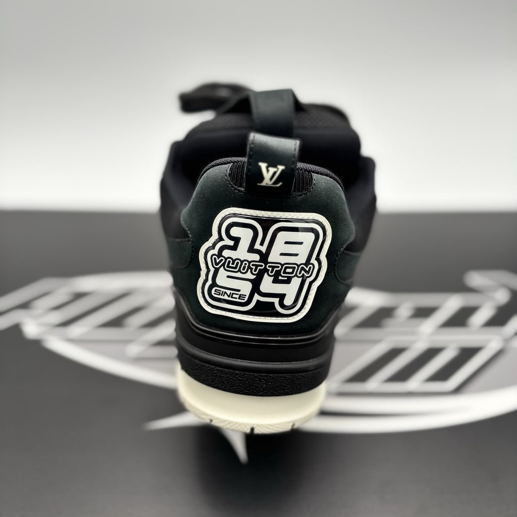 Size 8 LV (9-9.5 US) Louis Vuitton Skate ' Black White ' | GREAT CONDITION