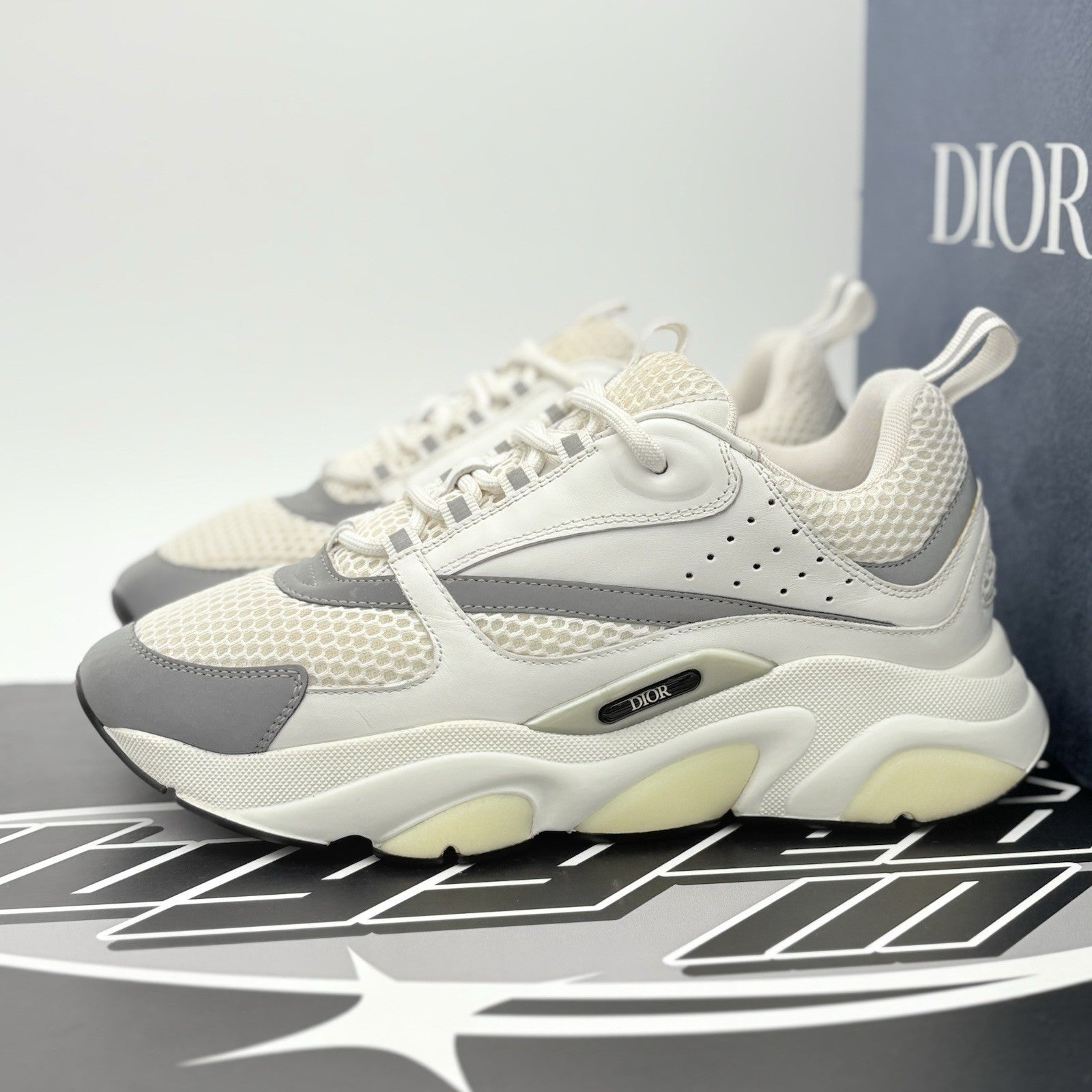 Size 40 (US 7) - Dior B22 Sneaker ' White Reflective ' | GREAT CONDITION!