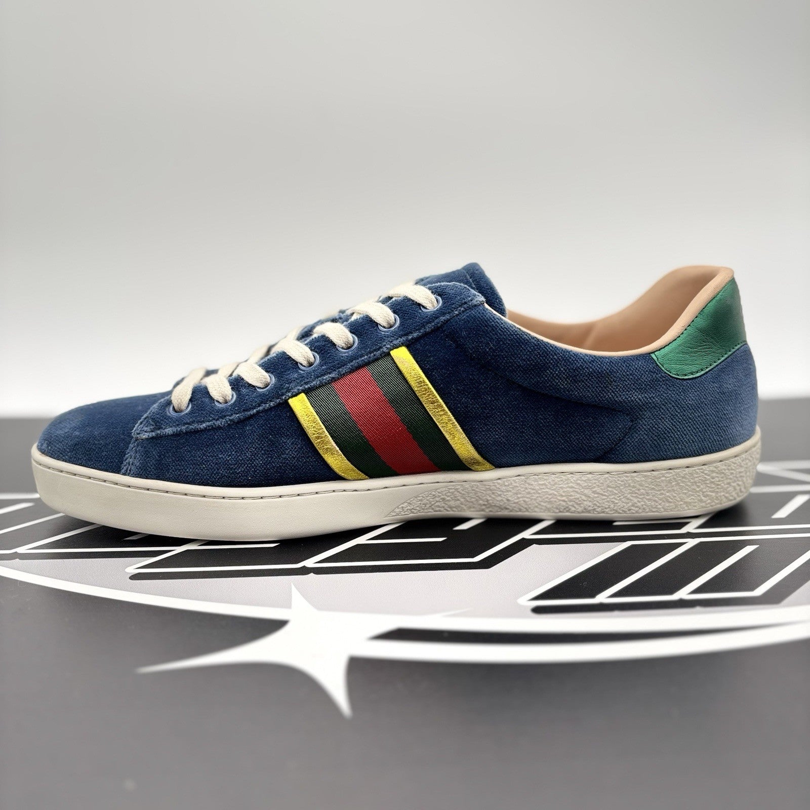 Size 9 G (9.5 US) - Gucci Ace ‘ Velvet Blue ‘ | GOOD CONDITION!