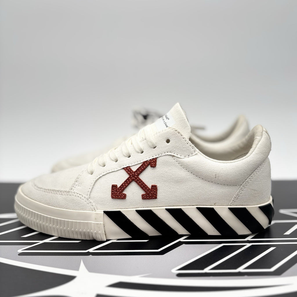 Size 40 (7 US) - Off-White Vulc Sneaker ' White ' | GREAT CONDITION!