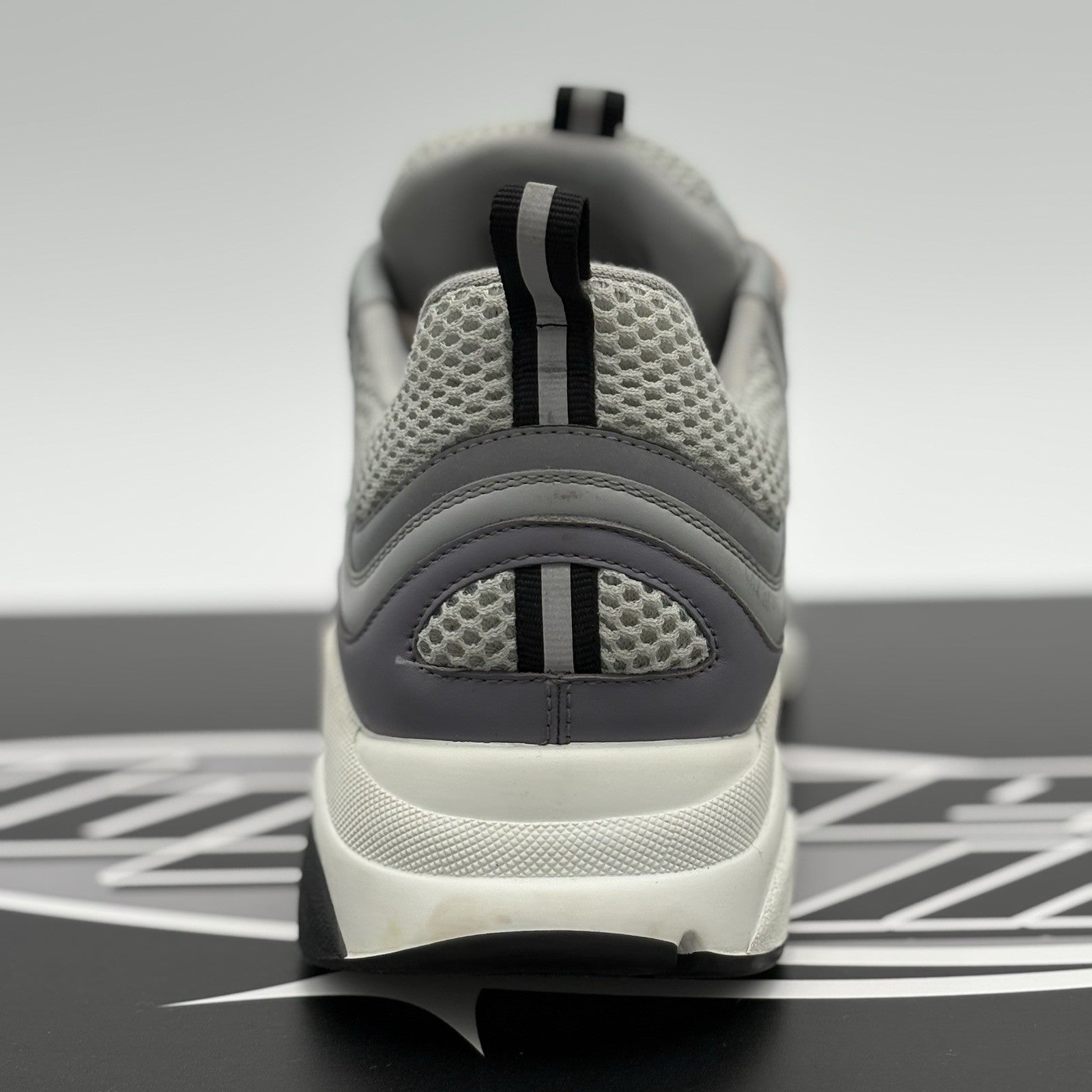 Size 44 (11 US) - Dior B22 Sneaker ' Grey Pink Laces ' | SUPER CLEAN!