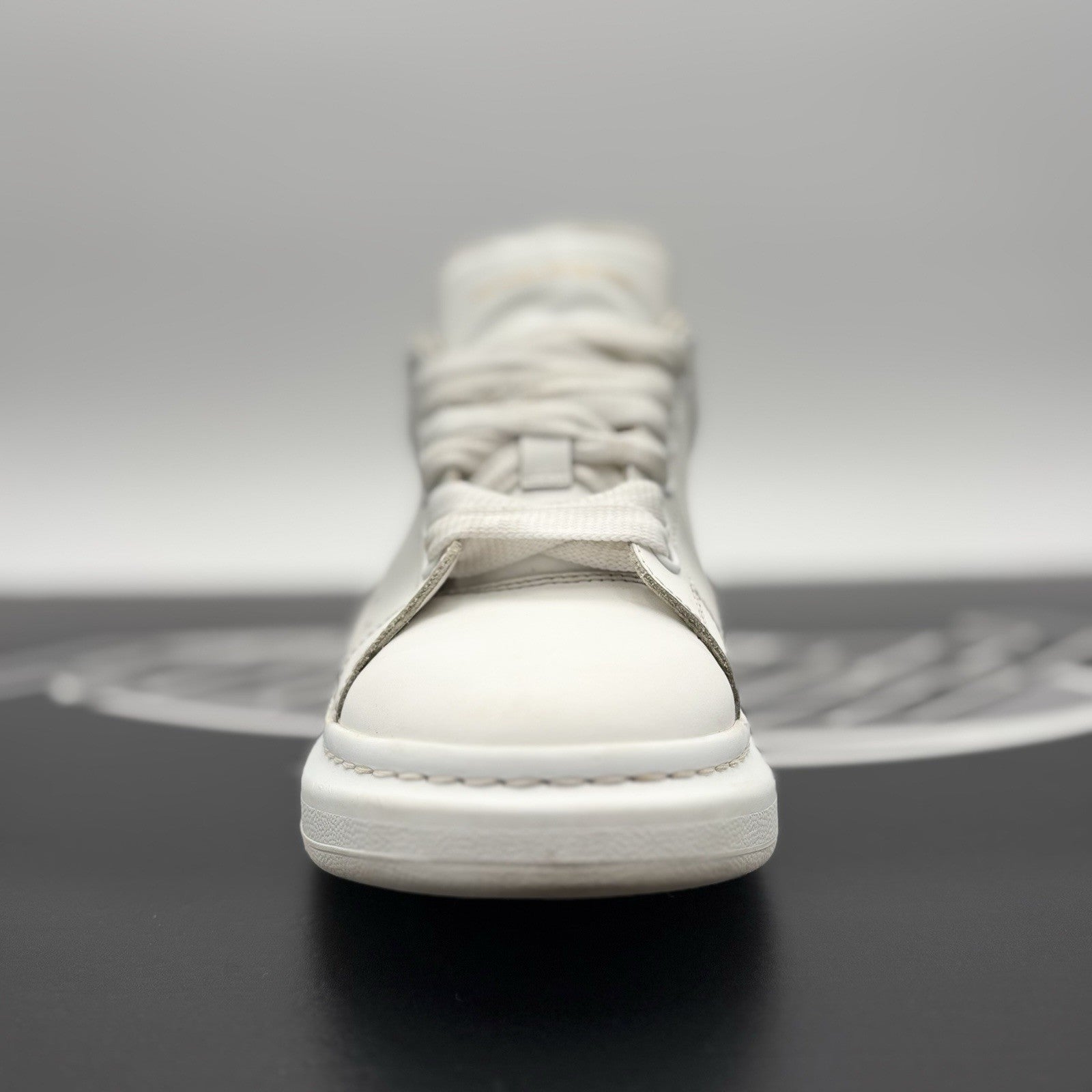 Size 42.5 (9.5 US) Alexander McQueen Oversized ‘ White ' | GOOD COND!