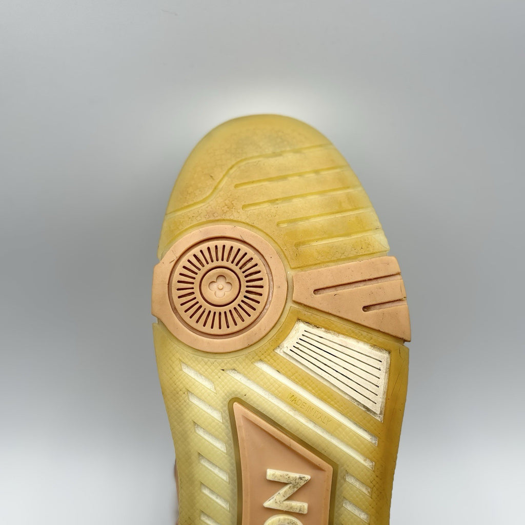Size 6 LV (7-7.5 US ) Louis Vuitton Trainer ' Metallic, Beige '