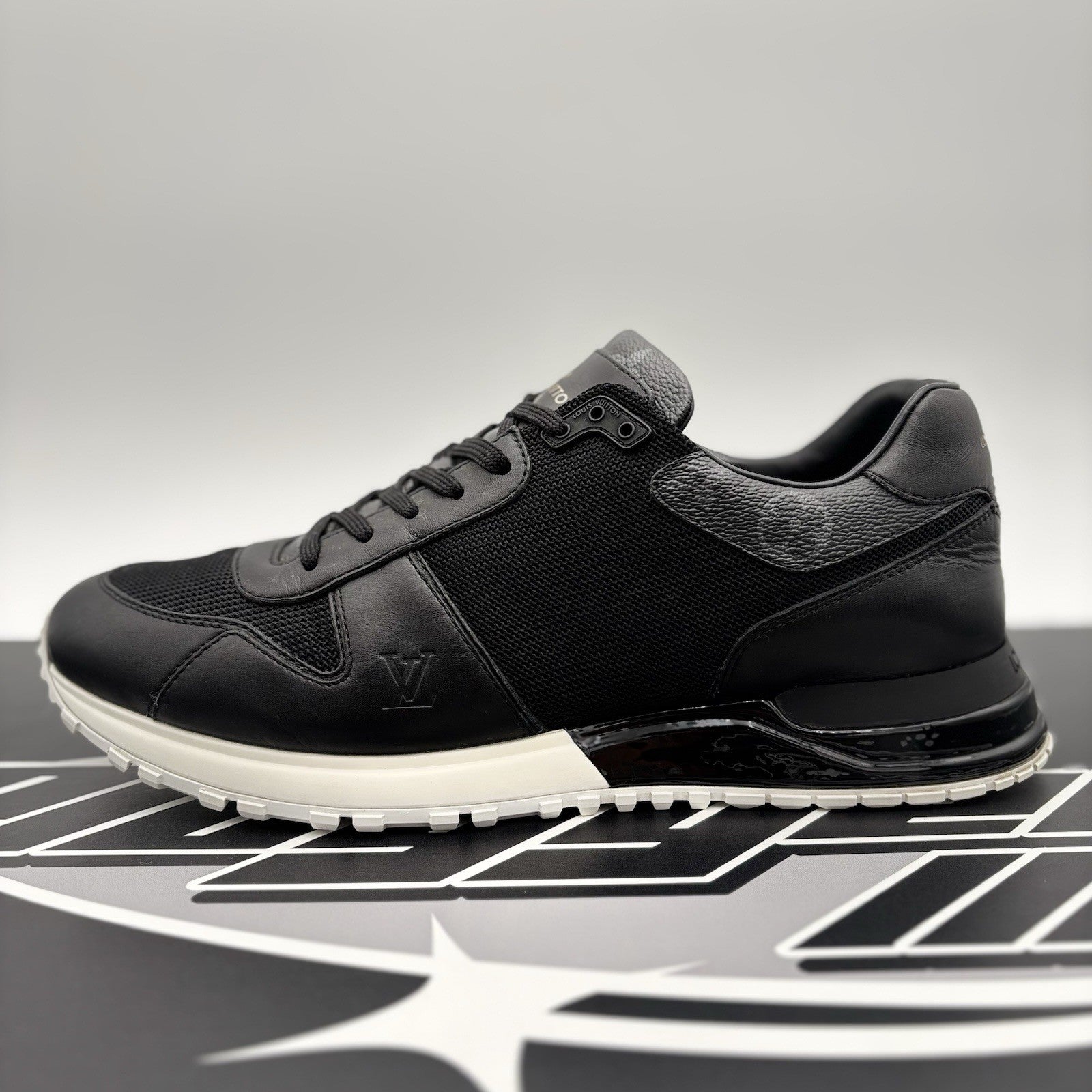 Size 7.5 LV (8.5-9 US) Louis Vuitton Run Away Sneaker ' Black White ' | GOOD!