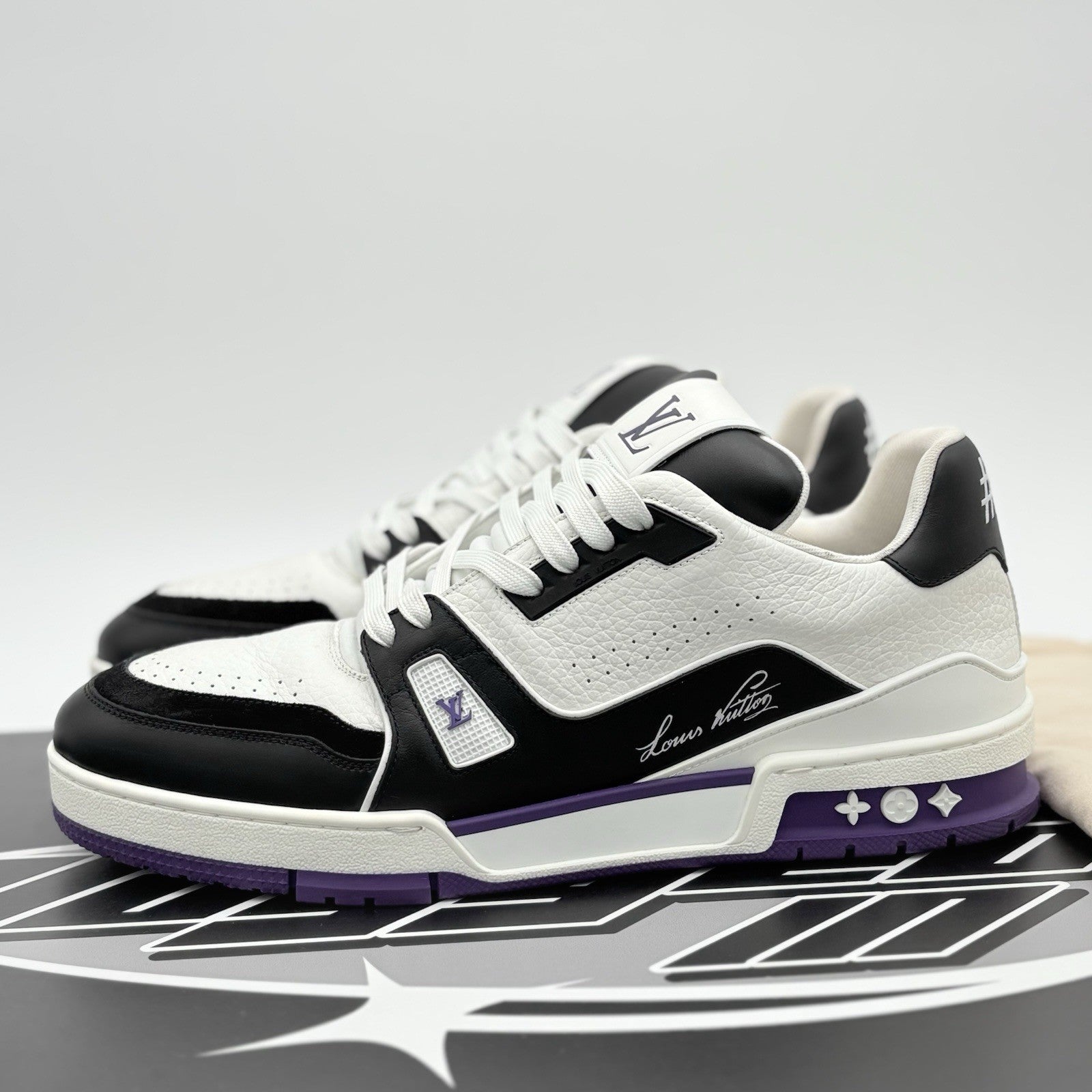 Size 9 LV (10-10.5 US) Louis Vuitton Trainer ' Purple ' | SUPER CLEAN!