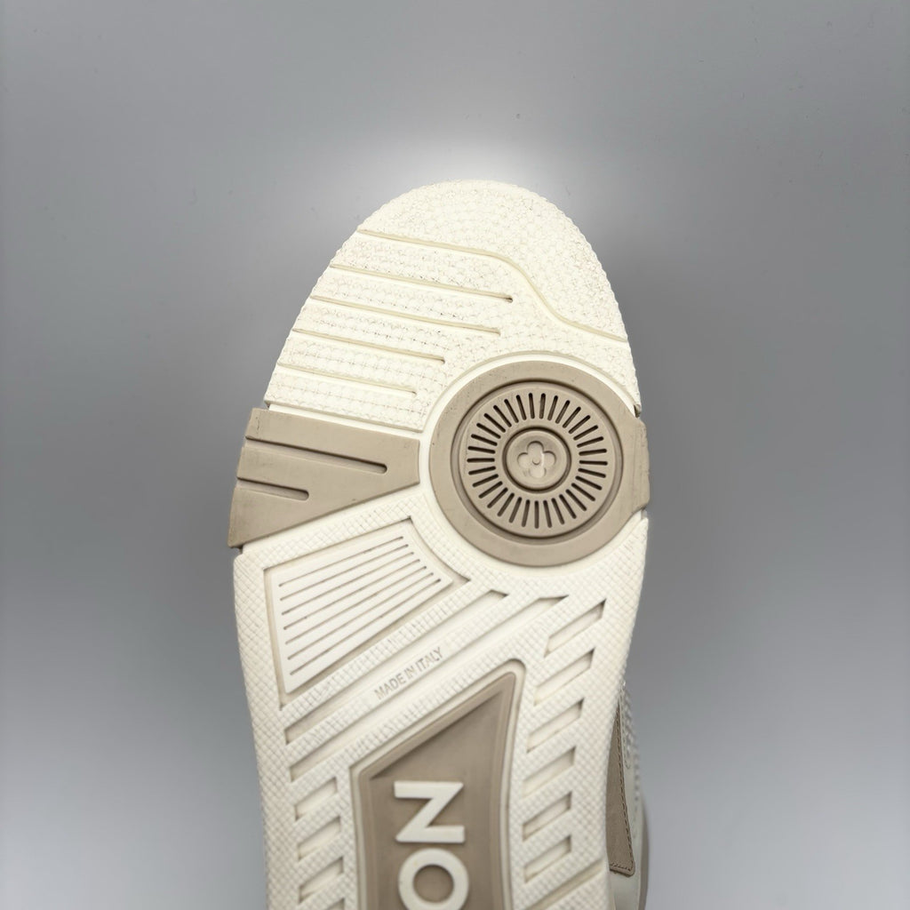 Size 7 LV (8-8.5 US) - Louis Vuitton Skate ' Beige White ' | EXCELLENT COND!
