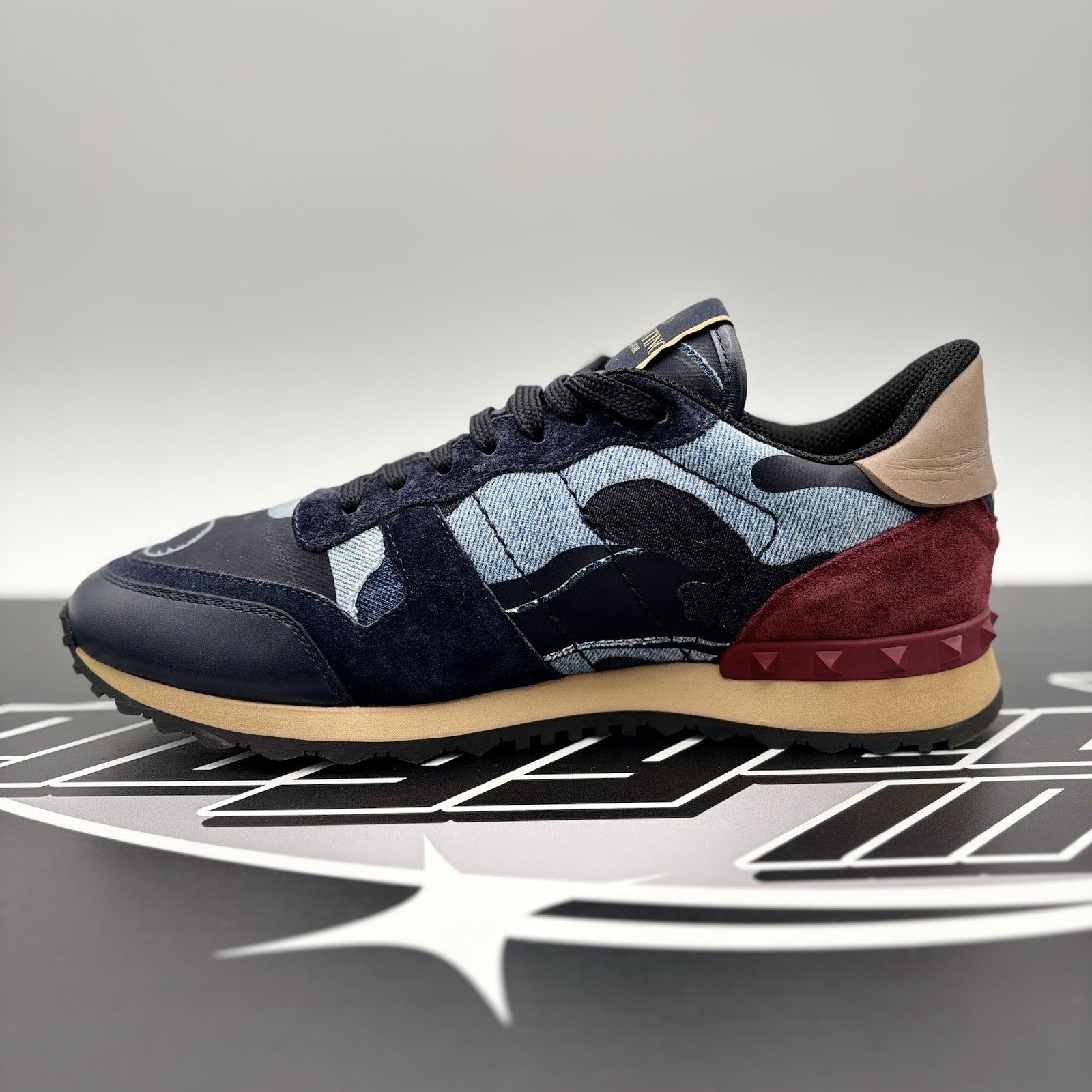 Size 41 EU (8 US) - Valentino Denim RockRunner Camo ‘ Blue, Red ‘ | GREAT COND!