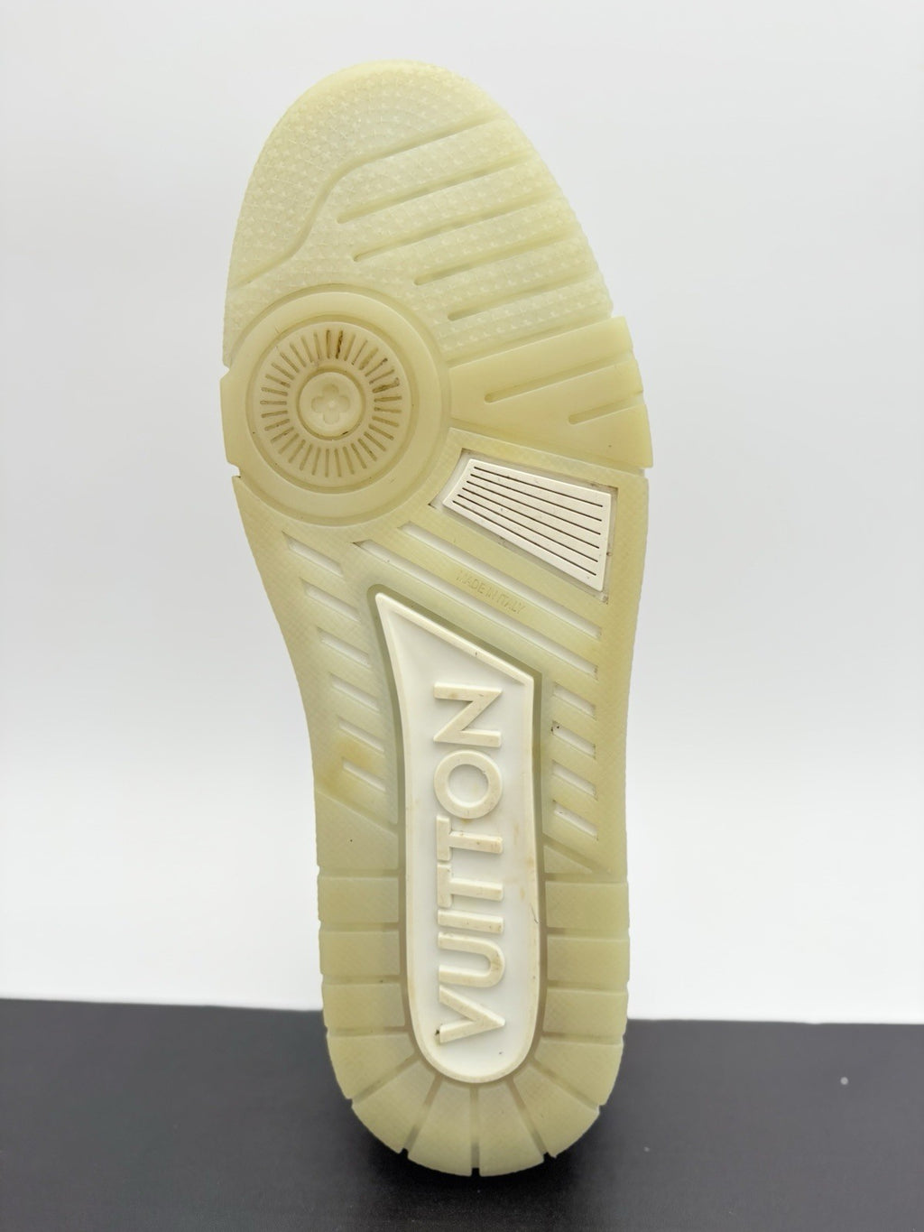 Size 8 LV (9-9.5 US) Louis Vuitton Trainer ' Black Monogram ' | GREAT CONDITION!