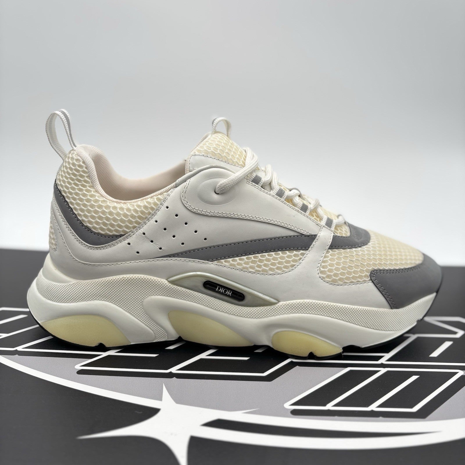 Size 45 (12 US) - Dior B22 Sneaker ' White Reflective ' | GREAT CONDITION!