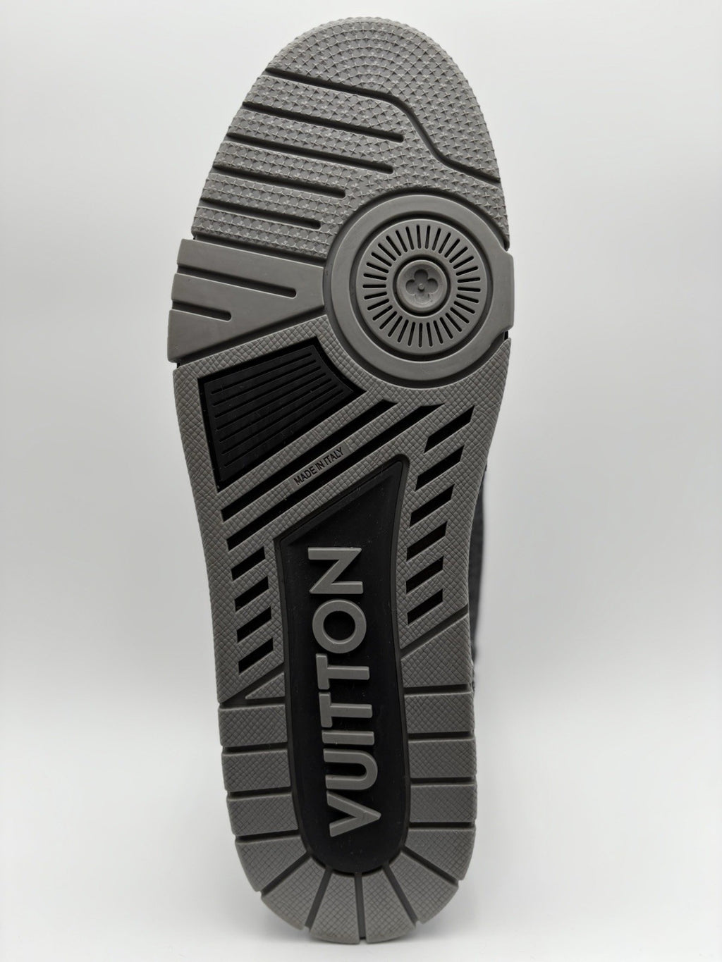 Size 11 LV (12-12.5 US) Louis Vuitton Croc Denim Strap Trainer ' Black ' WORN 1x