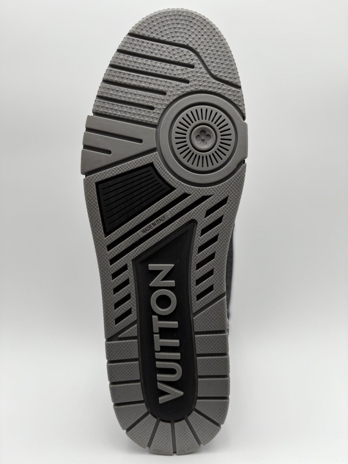 Size 11 LV (12-12.5 US) Louis Vuitton Croc Denim Strap Trainer ' Black ' WORN 1x