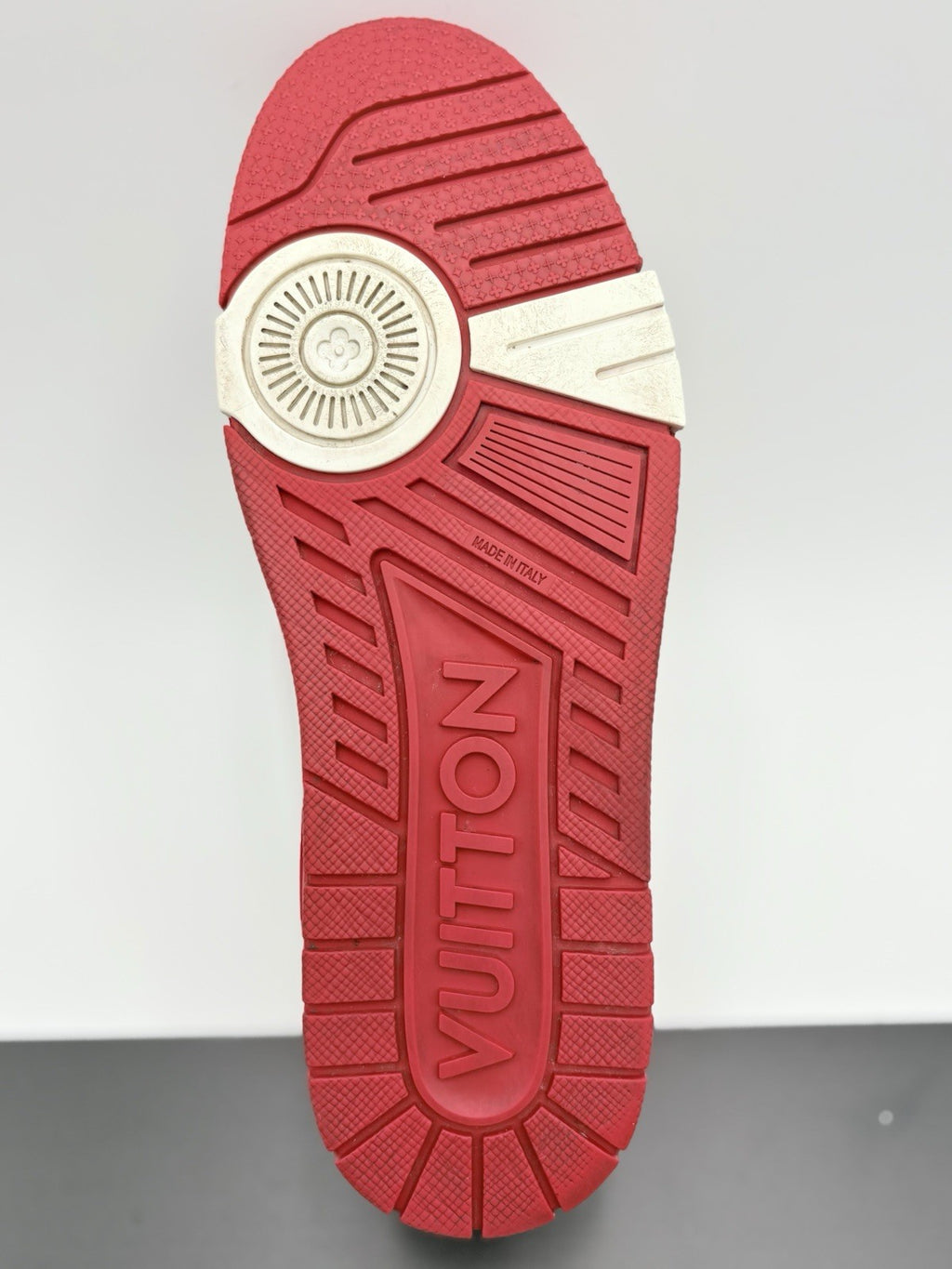 Size 8.5 LV (9.5-10 US) - Louis Vuitton Trainer  ' Red White ' | SUPER CLEAN!