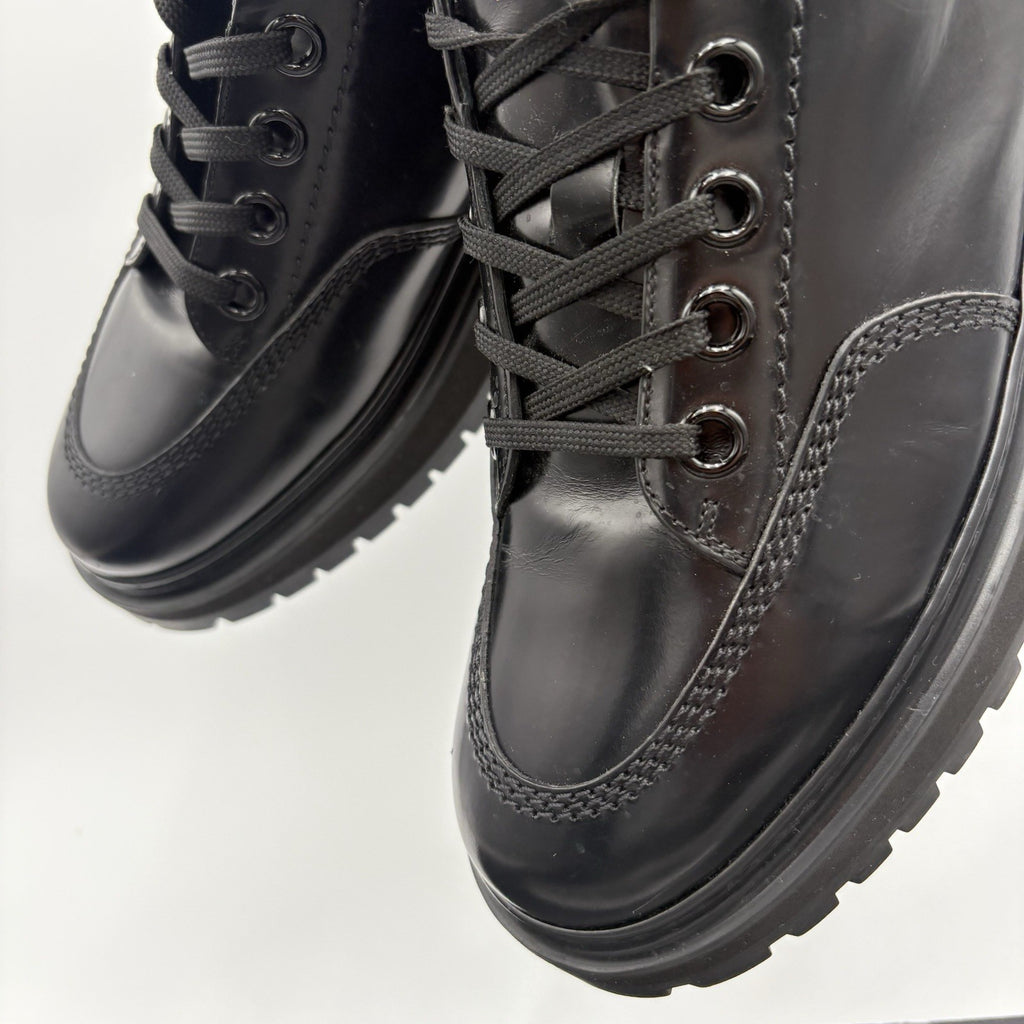 Size 7 LV (8-8.5 US) Louis Vuitton Leather Derby Sneaker ' Black ' | SUPER CLEAN