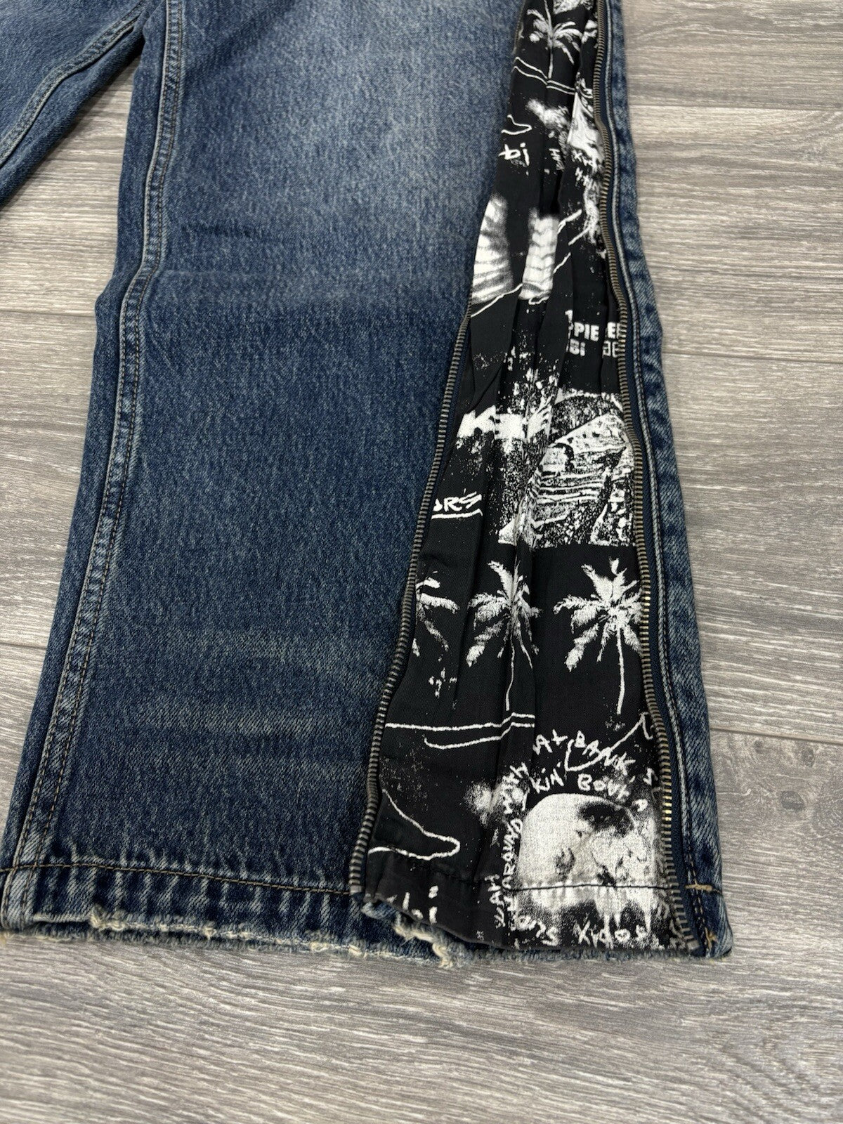 Size 33” - Ksubi X Trippie Redd Baggy Jeans With Zipper ‘ Denim ‘ | BRAND NEW!