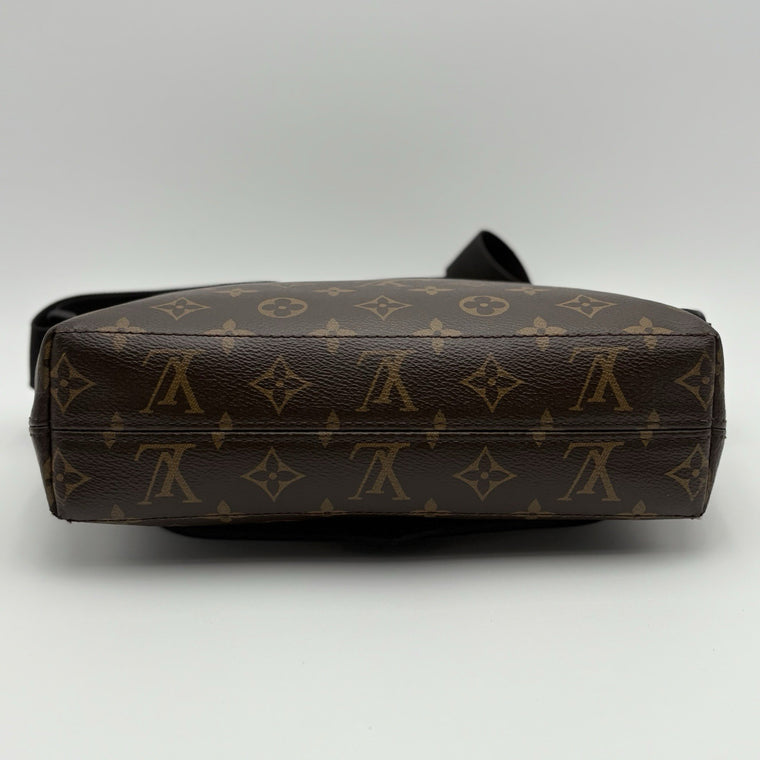 Monogram Messenger Bag Brown — photo 3