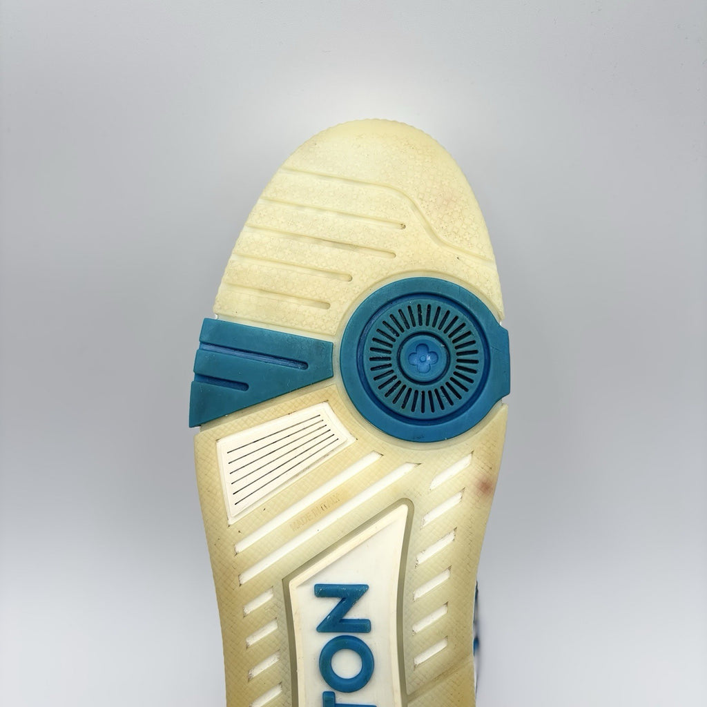 Size 8.5 LV (9.5-10 US) - Louis Vuitton Trainer Mid ‘ White, Blue ’ | GREAT!
