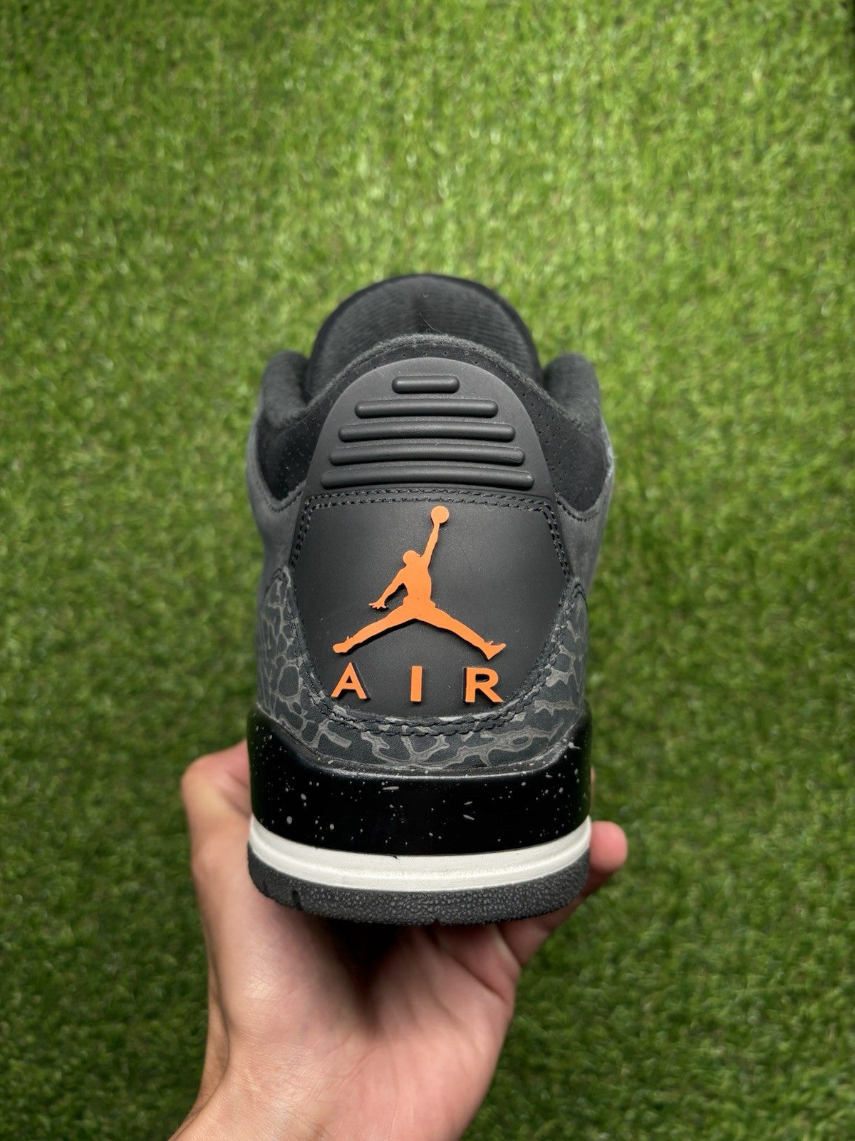 Size 10 - Jordan 3 Retro 2023 Mid Fear | SUPER CLEAN!