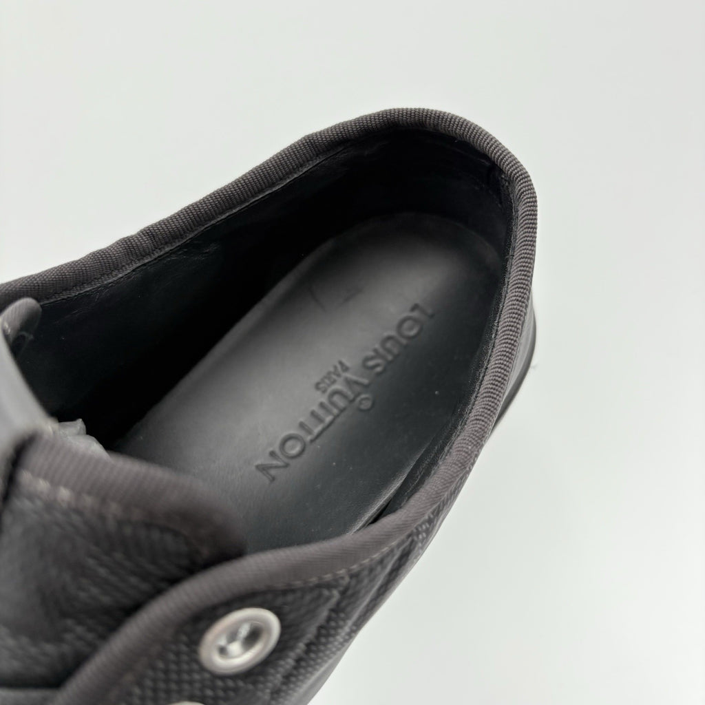 Size 7 LV (8-8.5 US) - Louis Vuitton Damier Low Top ' Black ' | GOOD CONDITION!