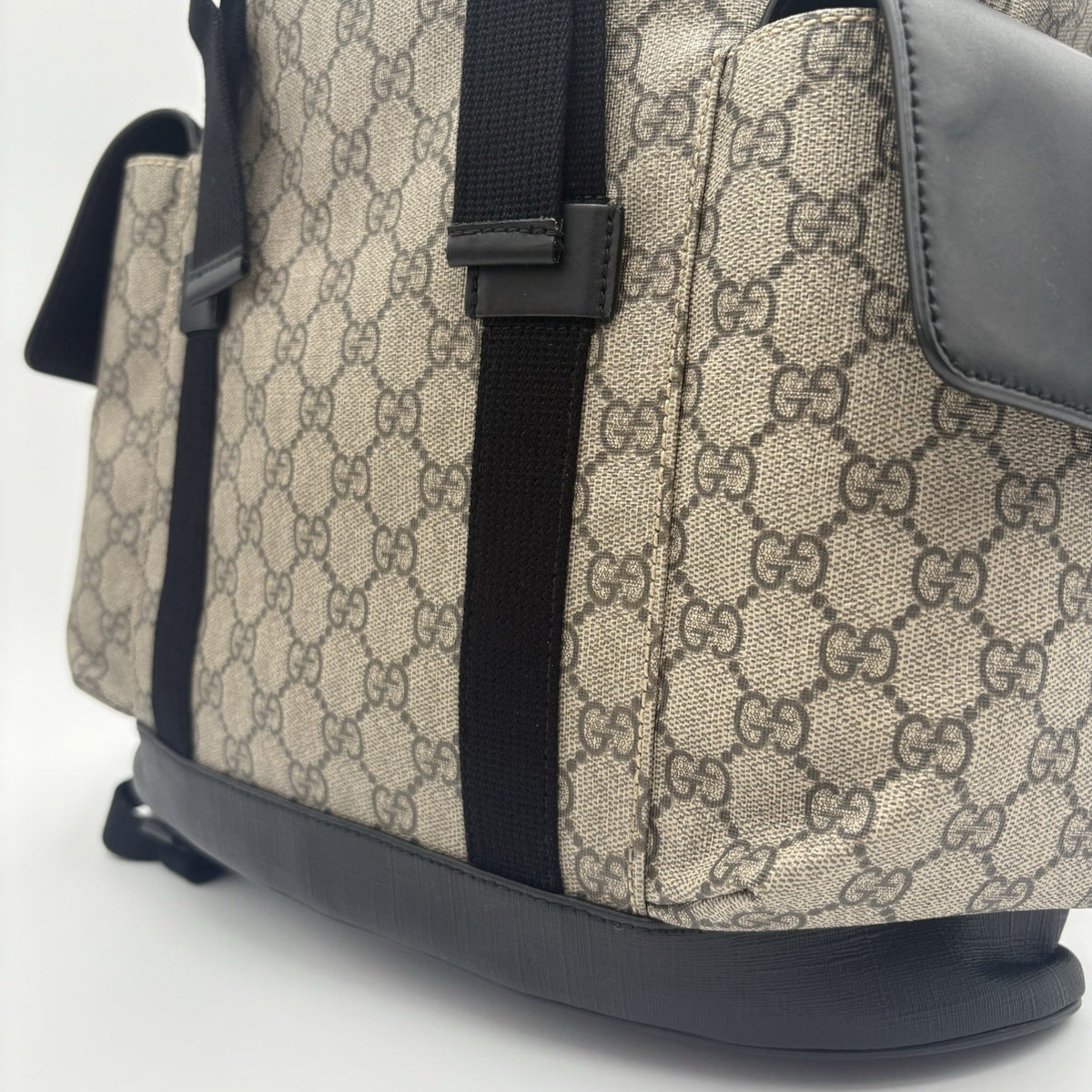 Soft Monogram GG Supreme Backpack Black Brown — photo 3