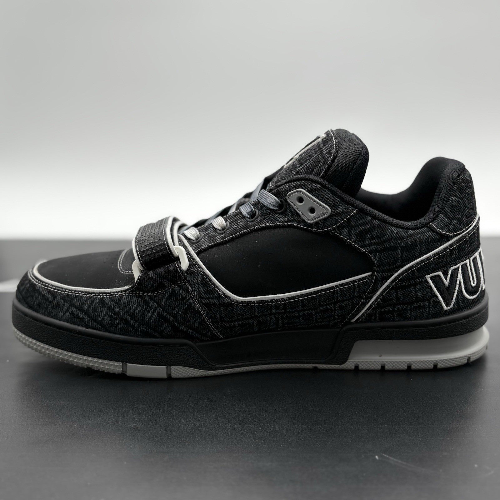 Size 11 LV (12-12.5 US) Louis Vuitton Croc Denim Strap Trainer ' Black ' WORN 1x