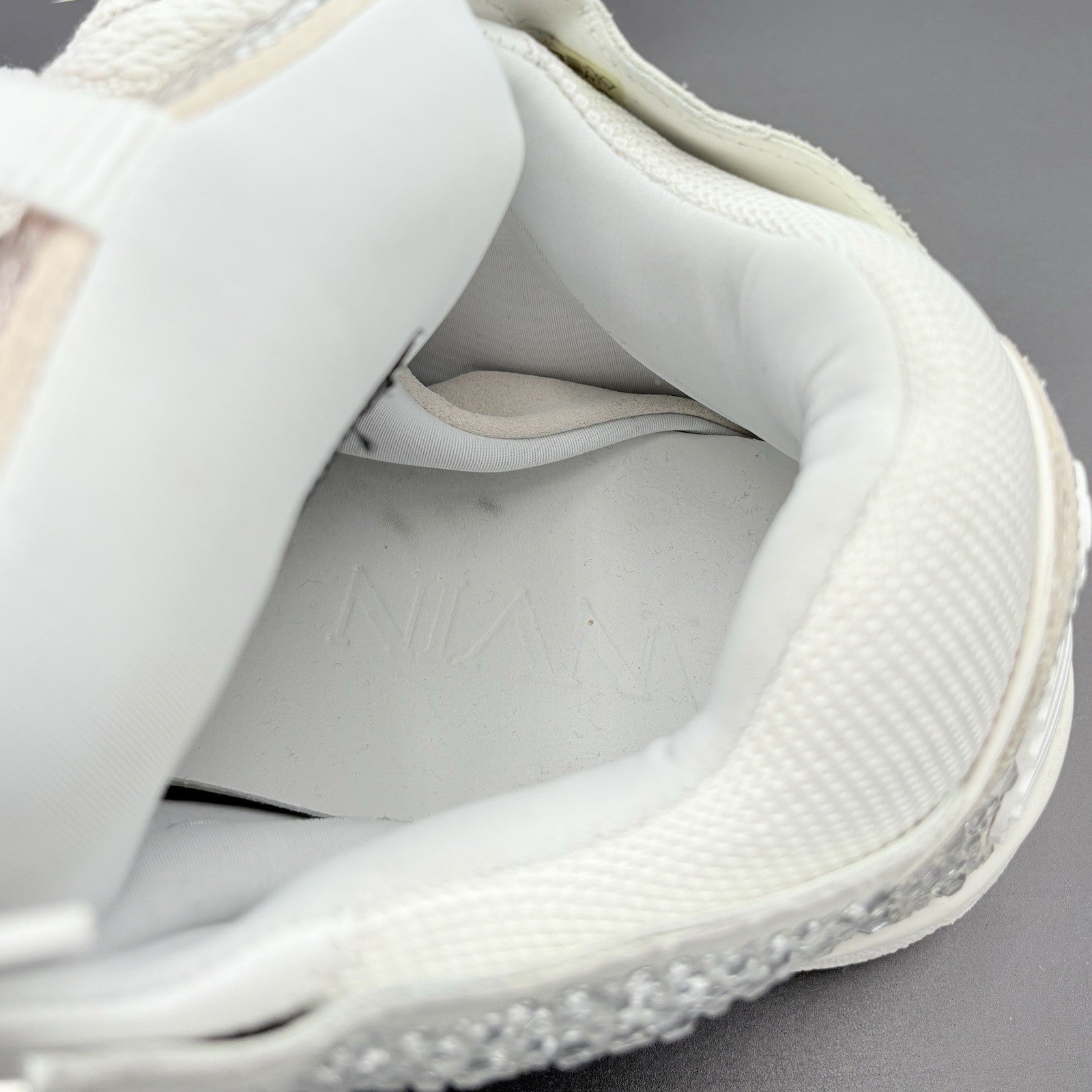Size 44 (11 US) - Lanvin Curb Rhinestone ' White ' | GREAT CONDITION!