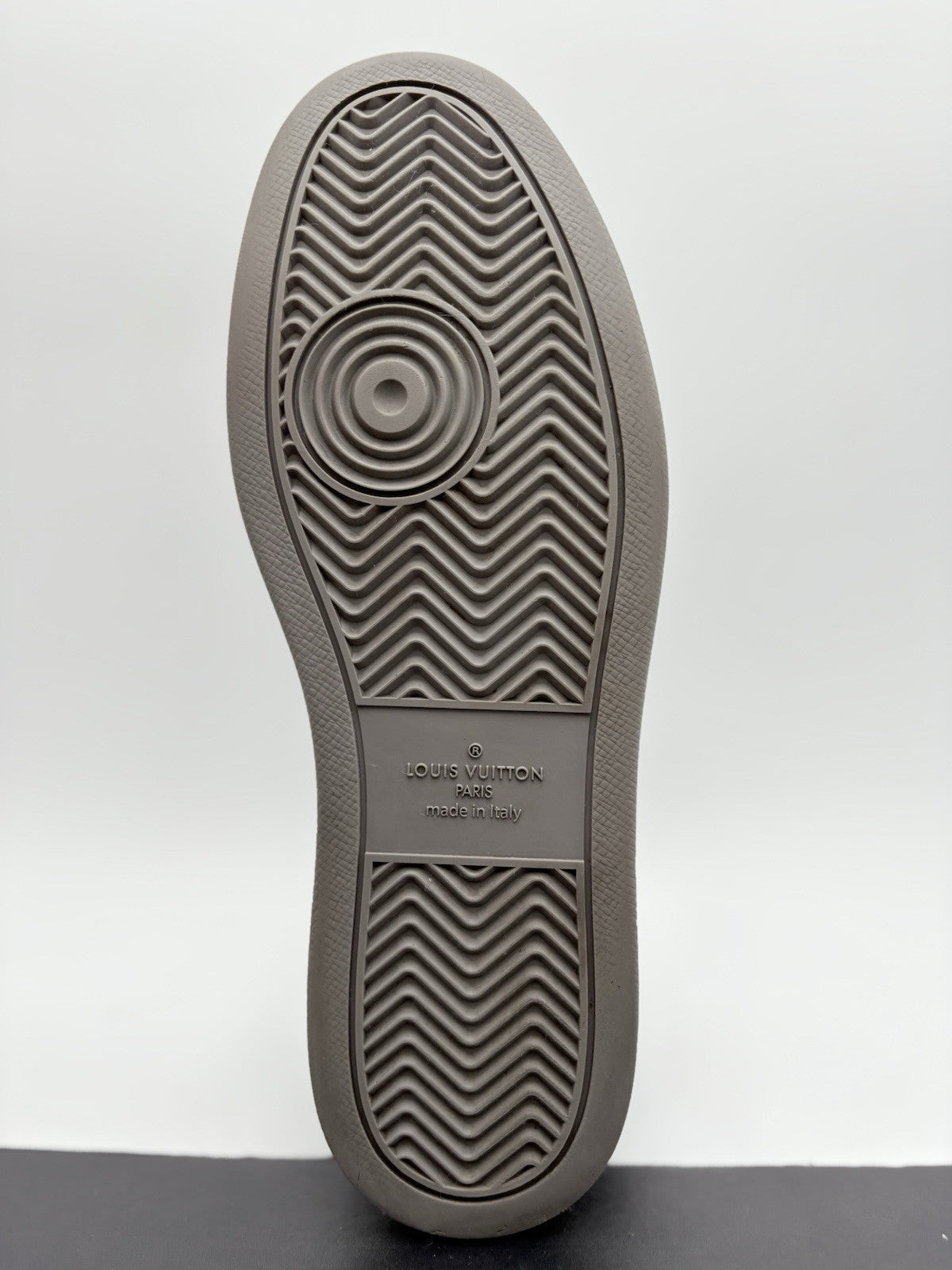Size 7 LV (8-8.5 US) Louis Vuitton Eclipse Rivoli ' Black ' | SUPER CLEAN!