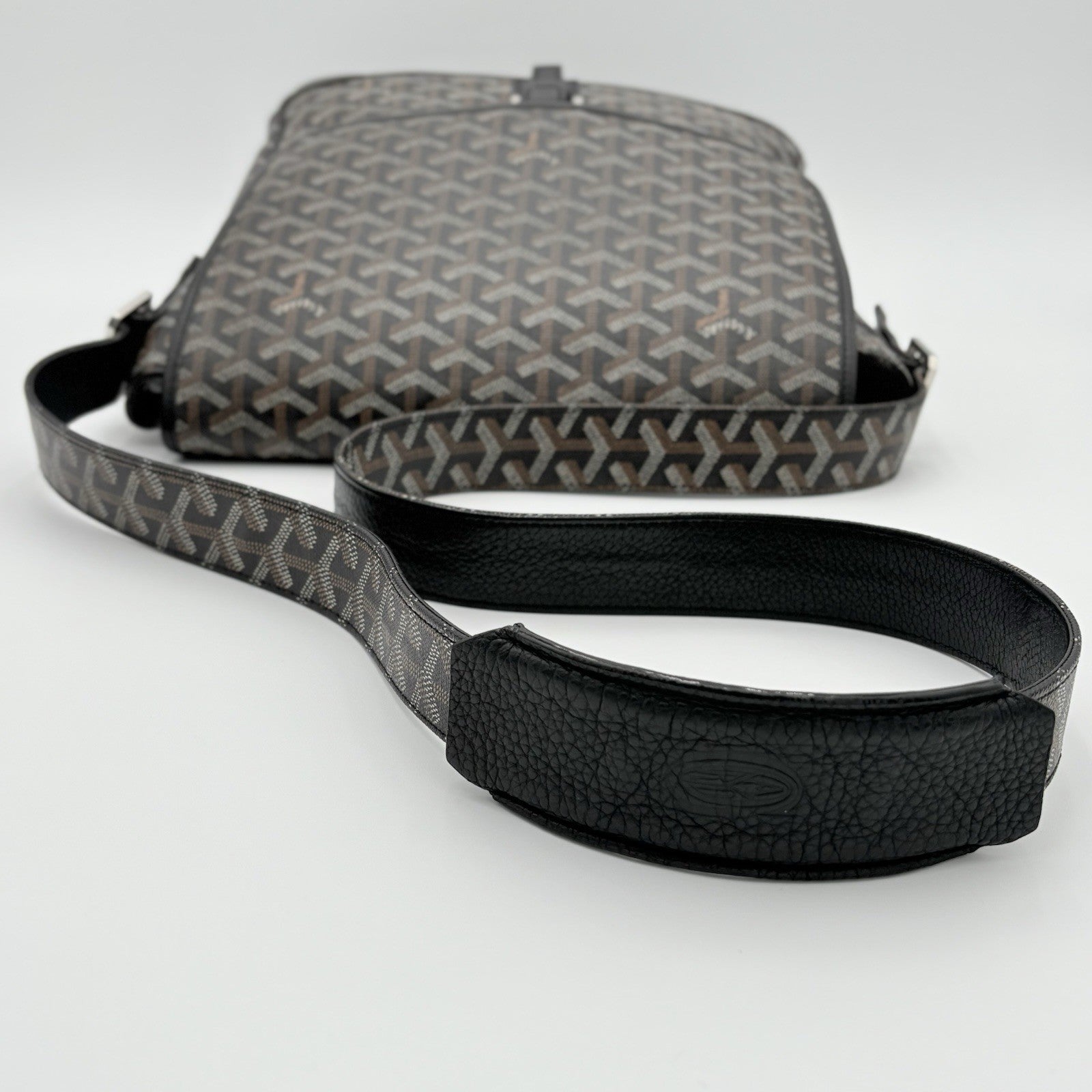 Goyard Messenger Grand Bleu Bag ' Black Brown ' | GREAT CONDITION!