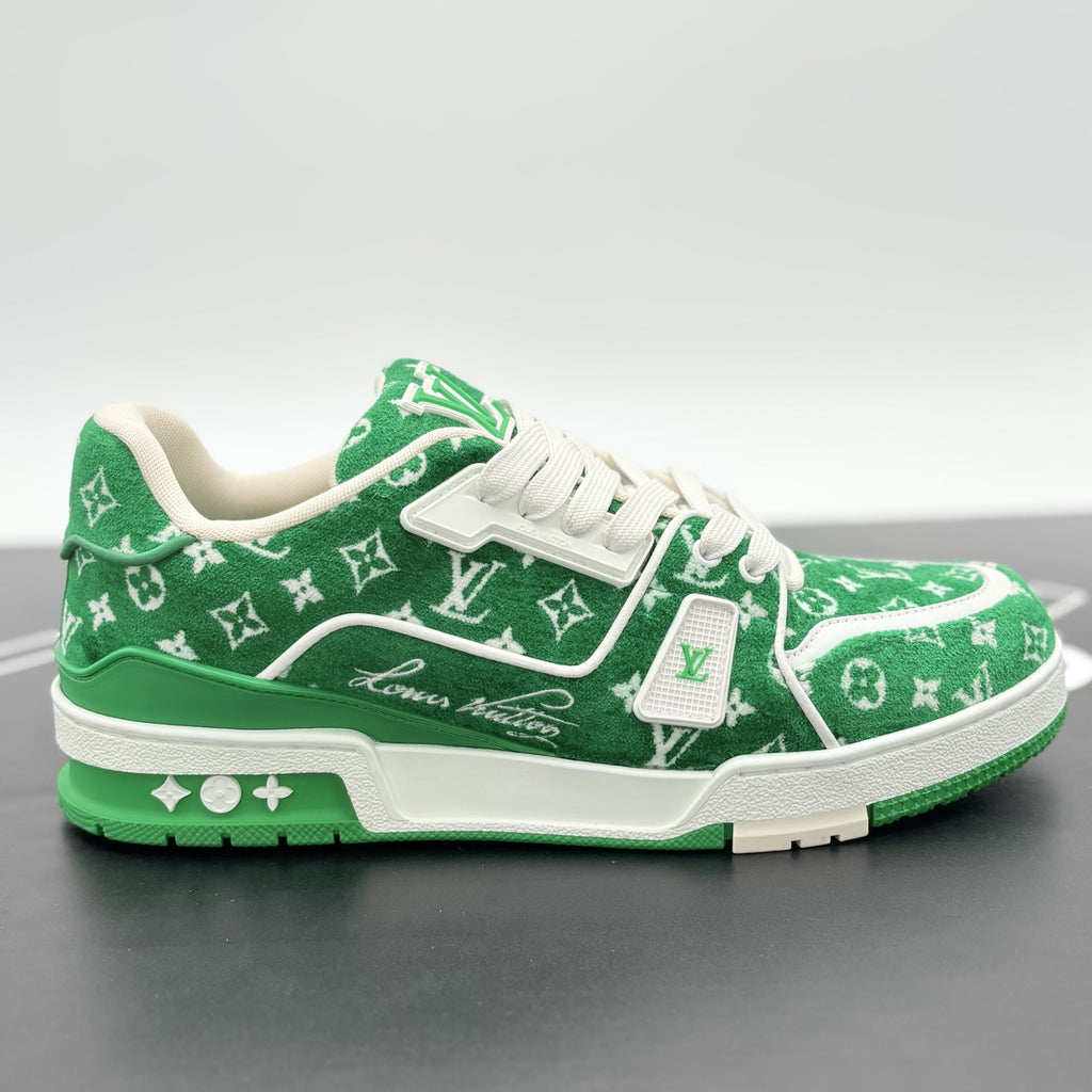 Size 8.5 LV (9.5-10 US) Louis Vuitton Trainer ' Green White Monogram ' | GREAT!