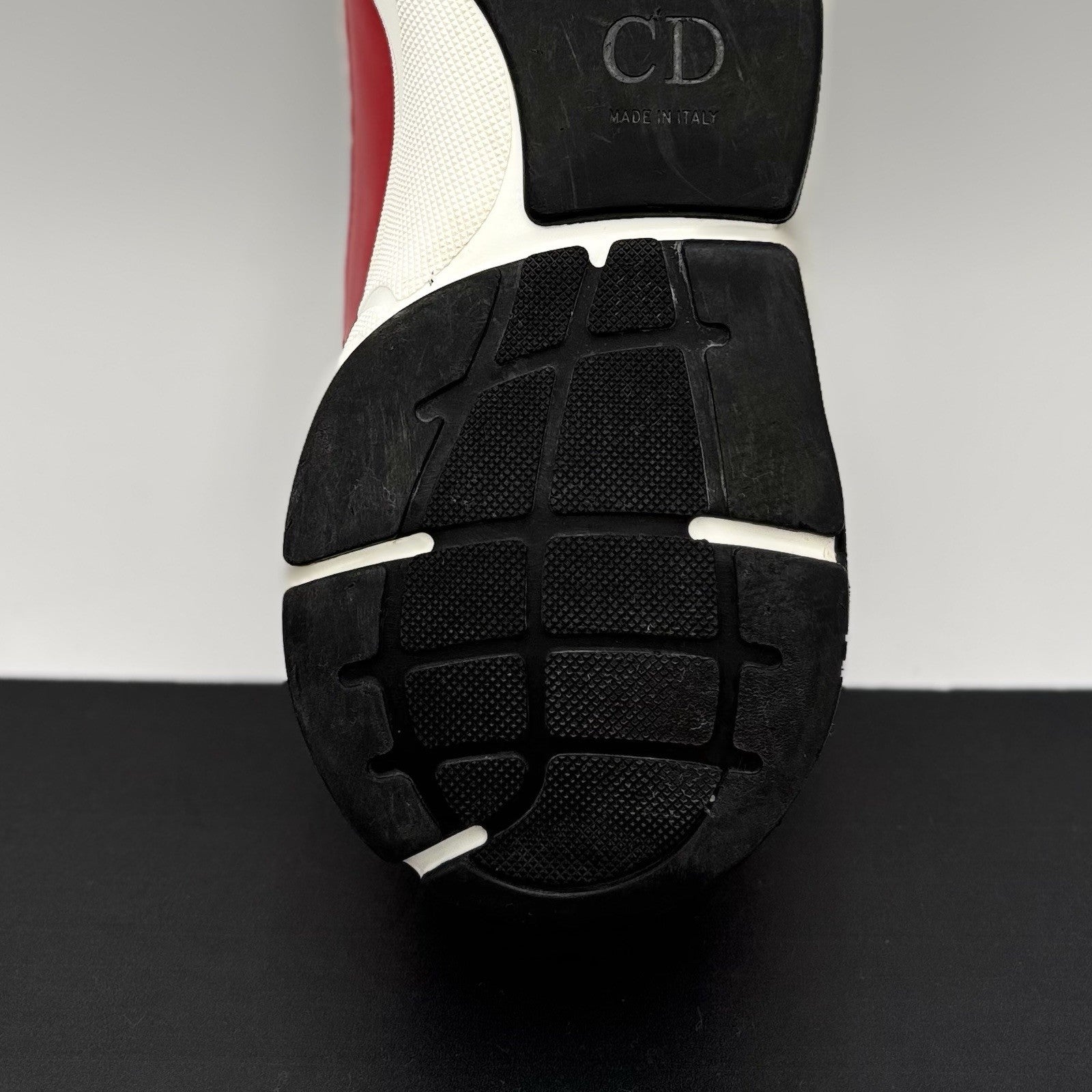 Size 43 (10 US) - Dior B22 Sneaker ‘ White, Red ‘ | GREAT CONDITION!