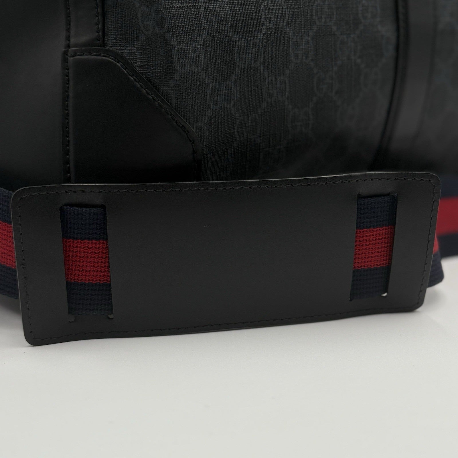 Gucci Carry On Large Duffle Bag ' Gg Supreme - Black ' | GREAT CONDITION!