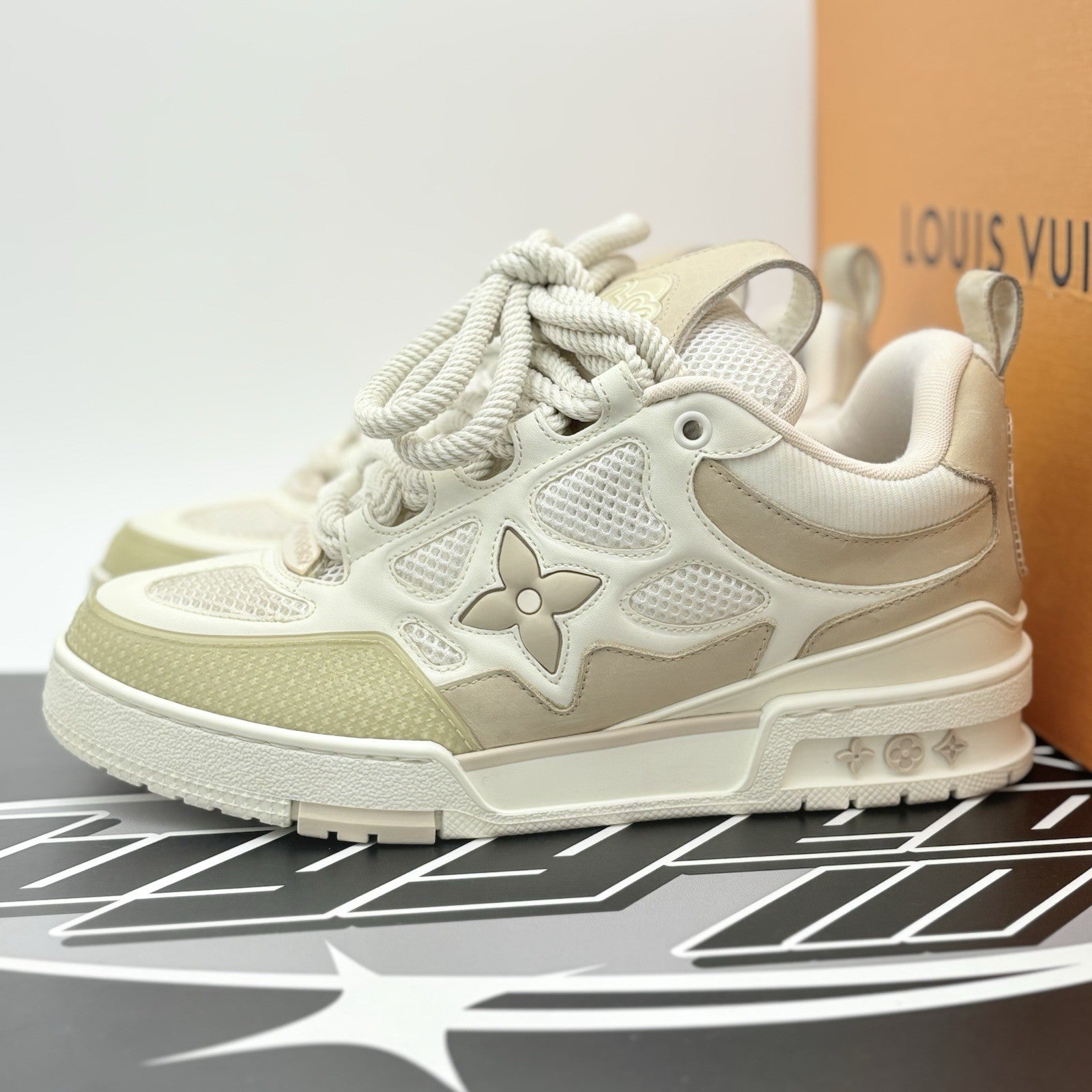 Size 5 LV (6-6.5 US) - Louis Vuitton Skate ' Beige White ' | SUPER CLEAN!